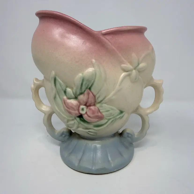 Vintage Hull Pottery Wildflower Vase