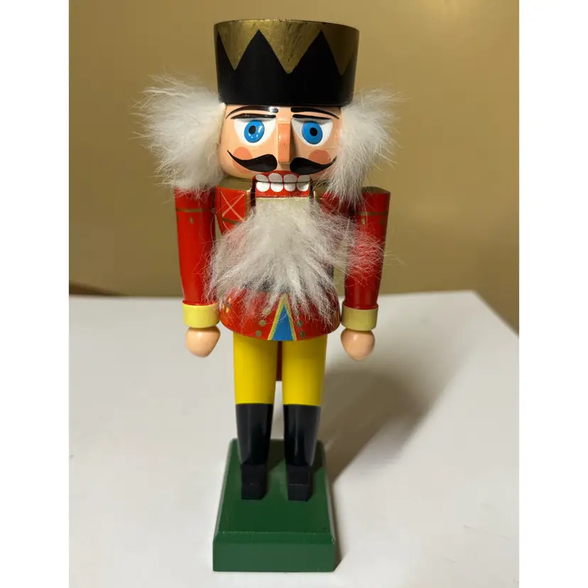 German Nutcracker KING Handmade Wood KWO Erzgebirge Germany Christmas Decor 8”