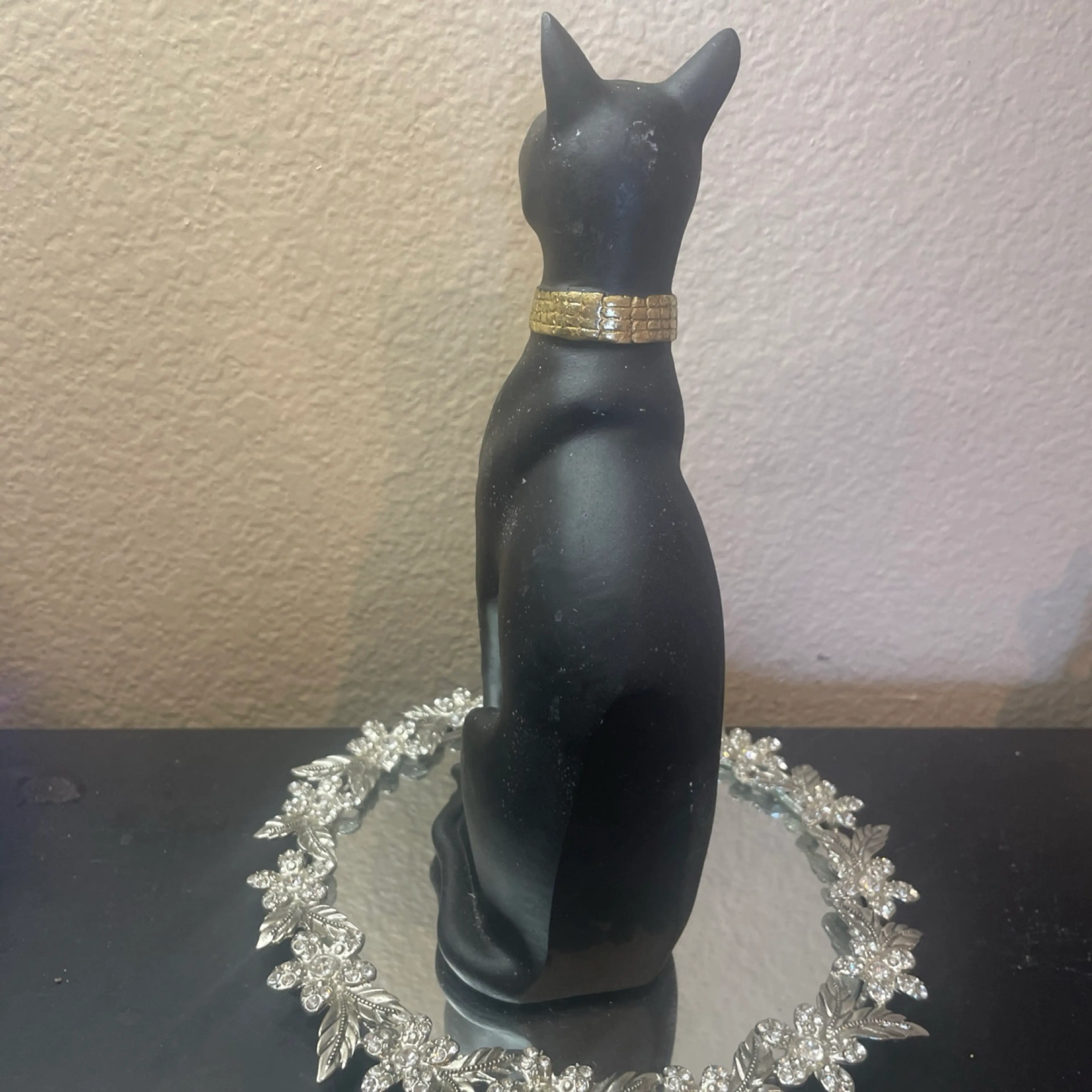 Image 3 of 4