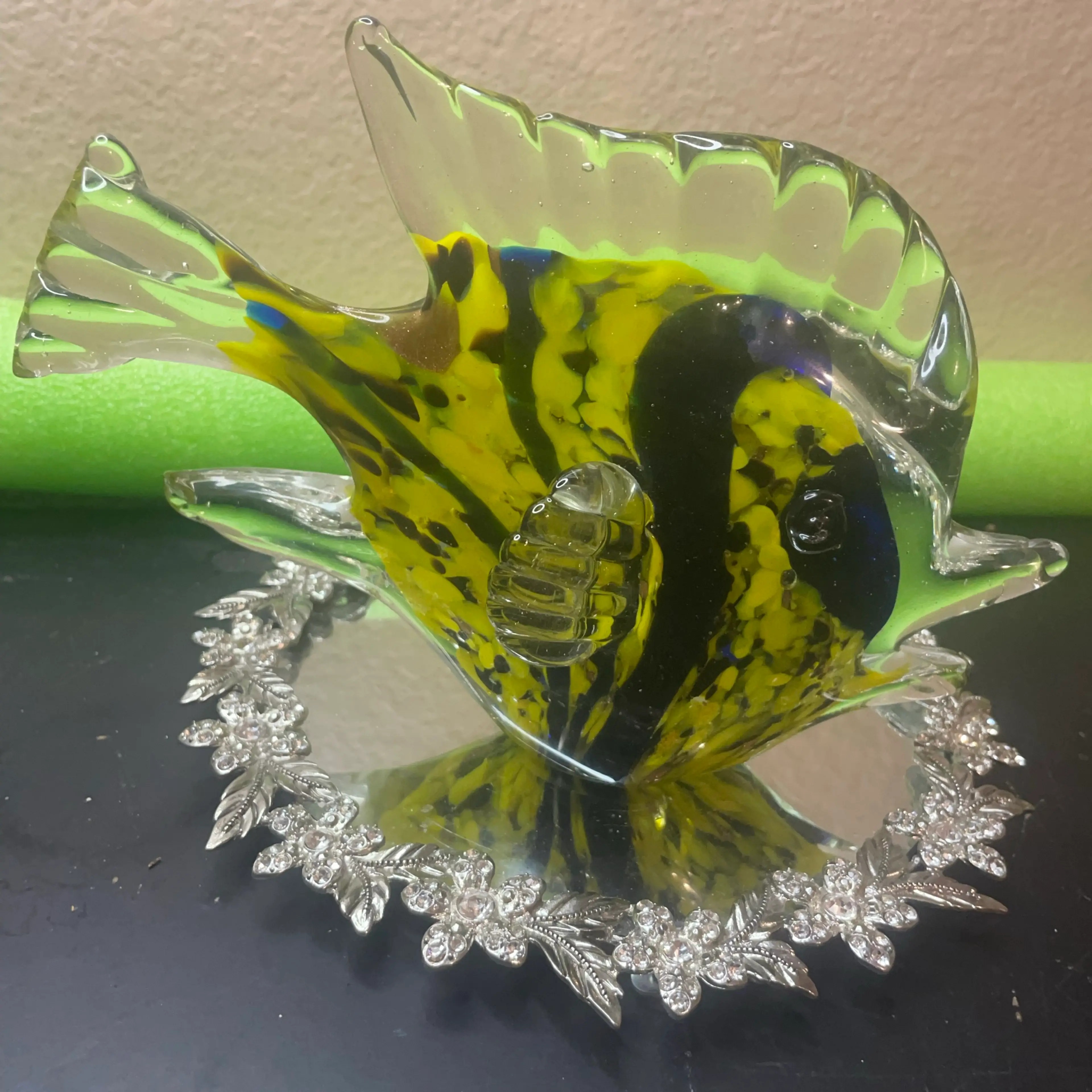 Image 4 of 6