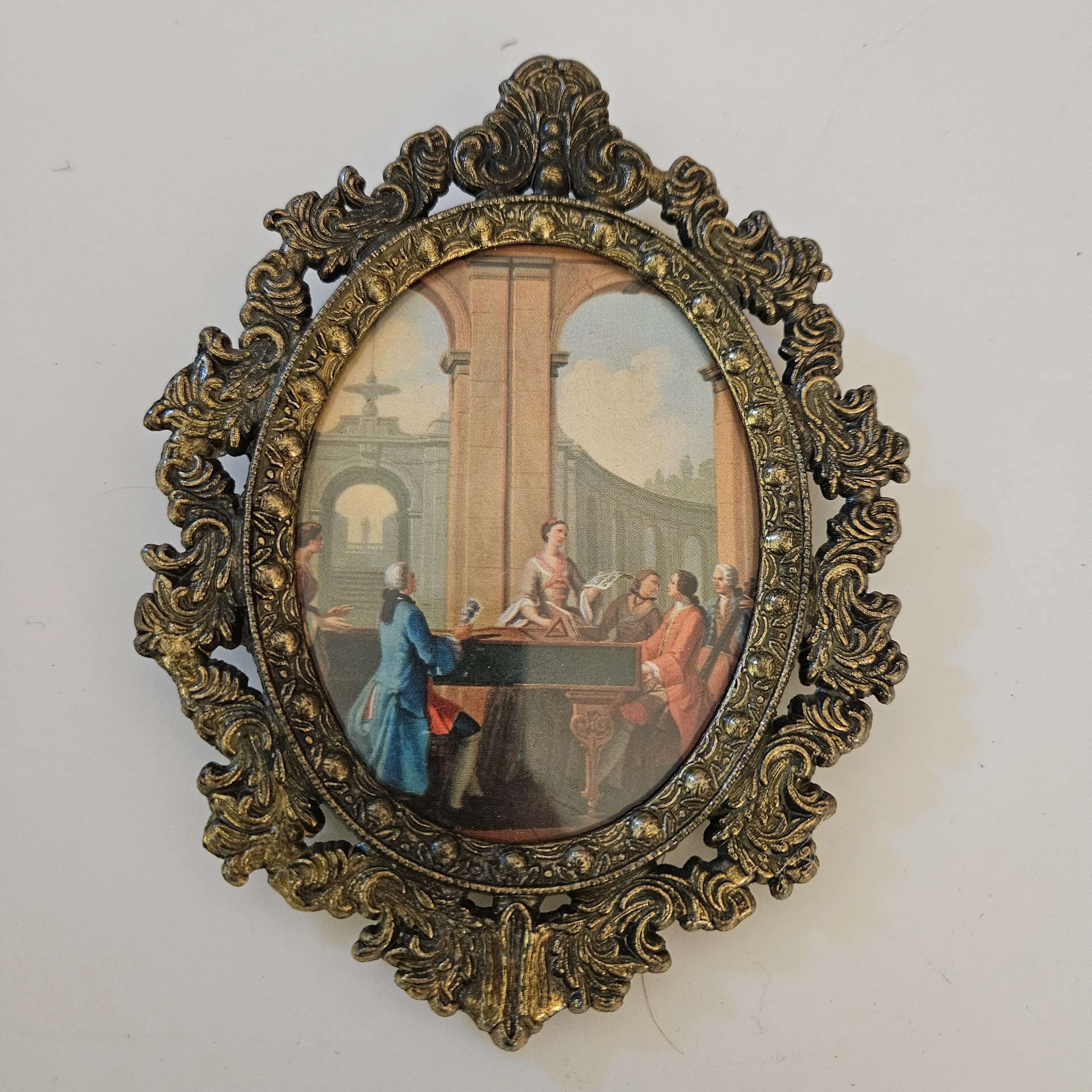 Image 1 of 7