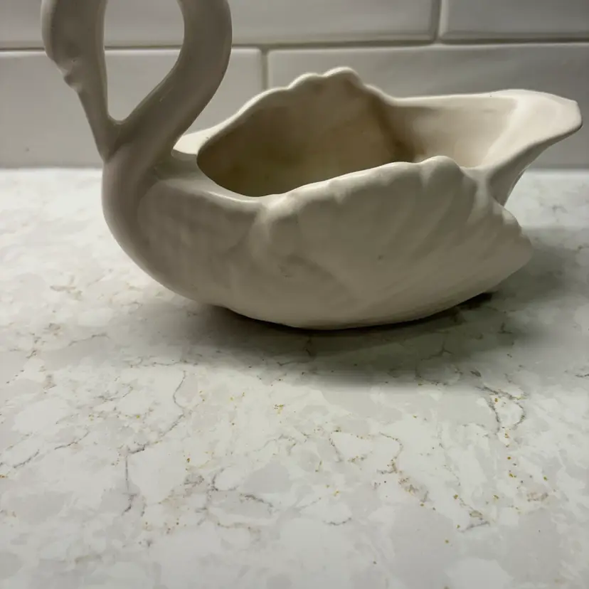 Vintage Haeger White Swan Planter 6" w/ Attached Metal Flower Frog - Hager USA