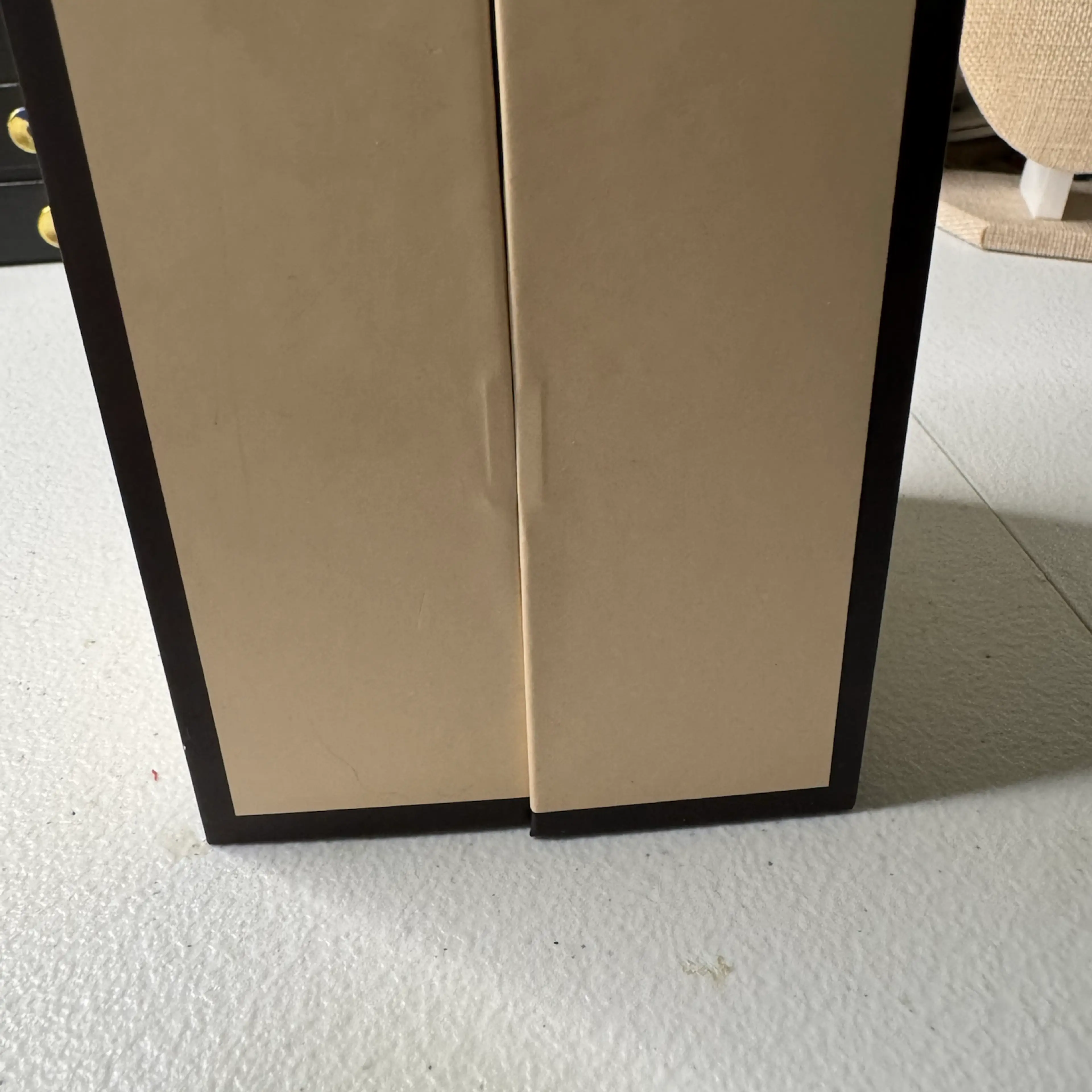 Image 2 of 8