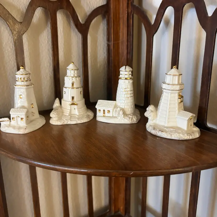 🎄4 Mikasa Porcelain Lighthouse Figurines White Gold Trim Christmas Village Set