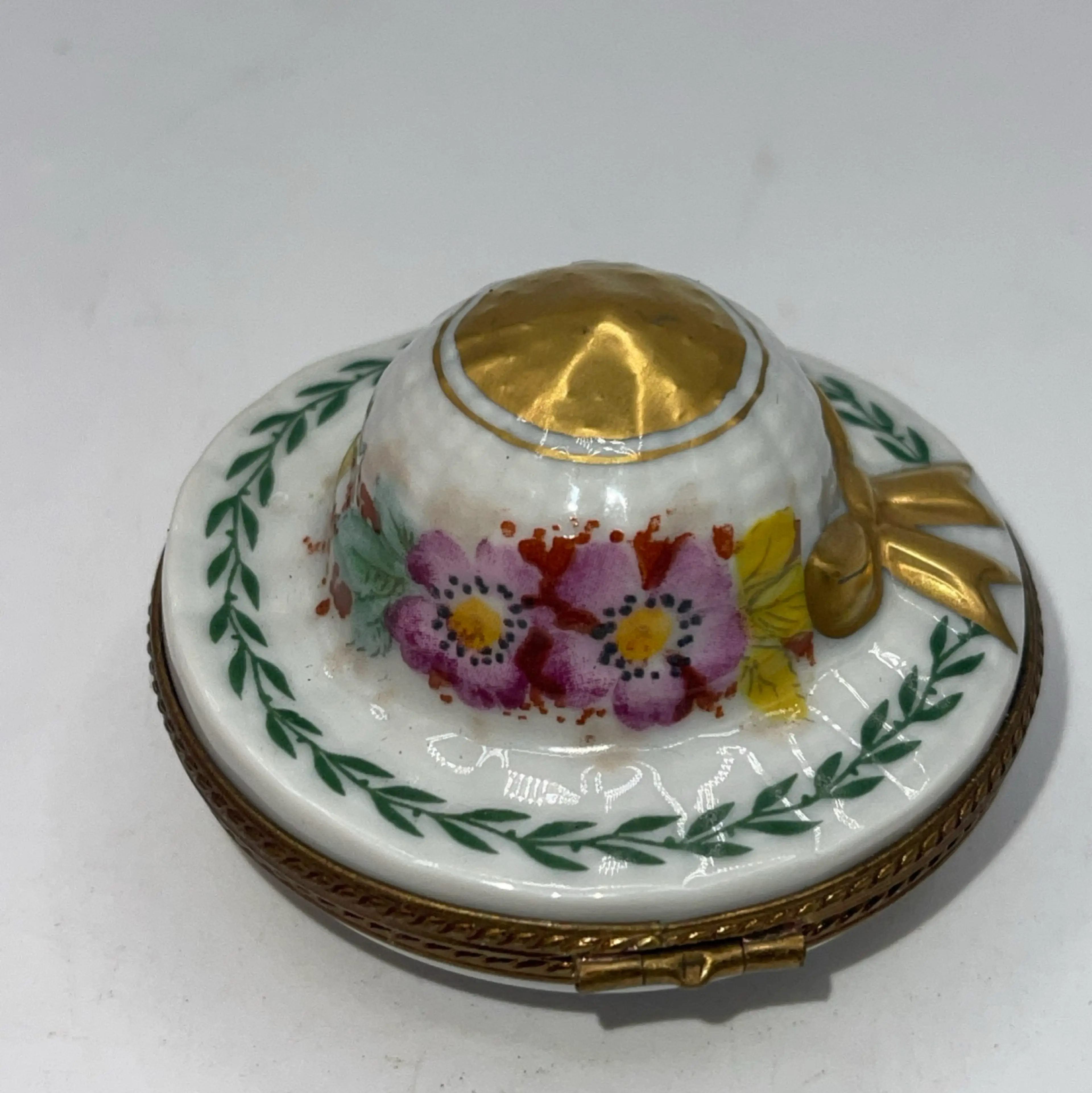 Image 4 of 11