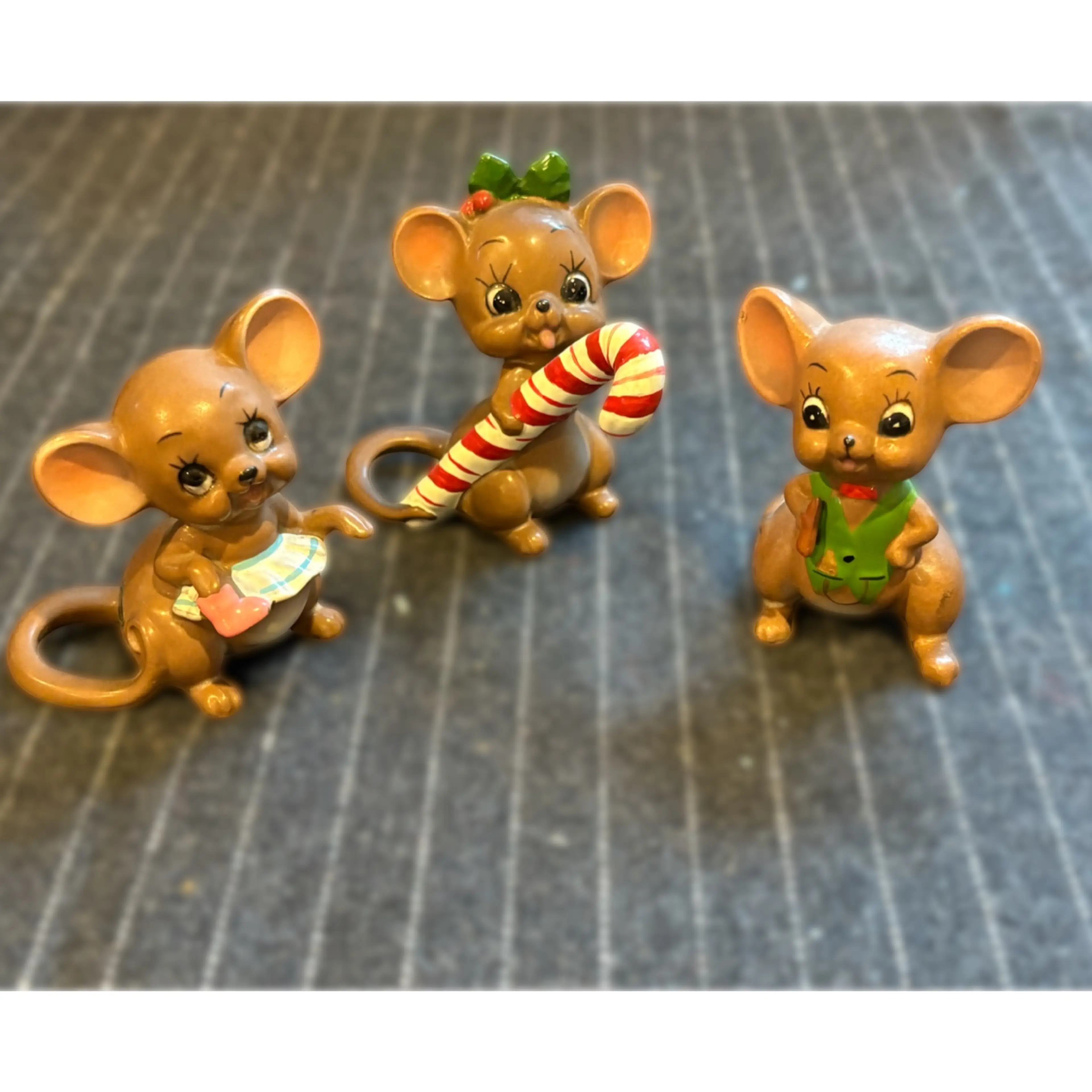 Image 4 of 5