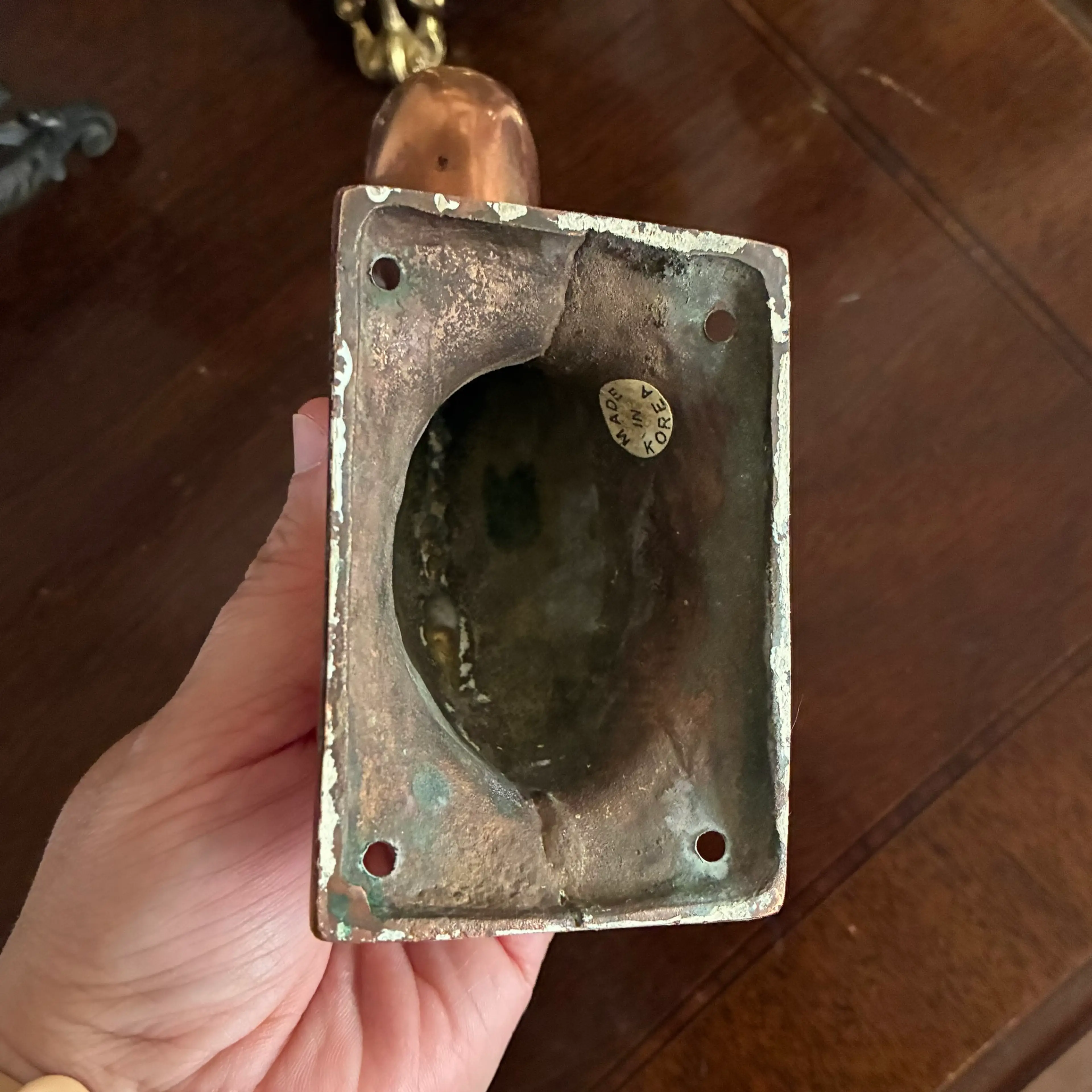 Image 4 of 4