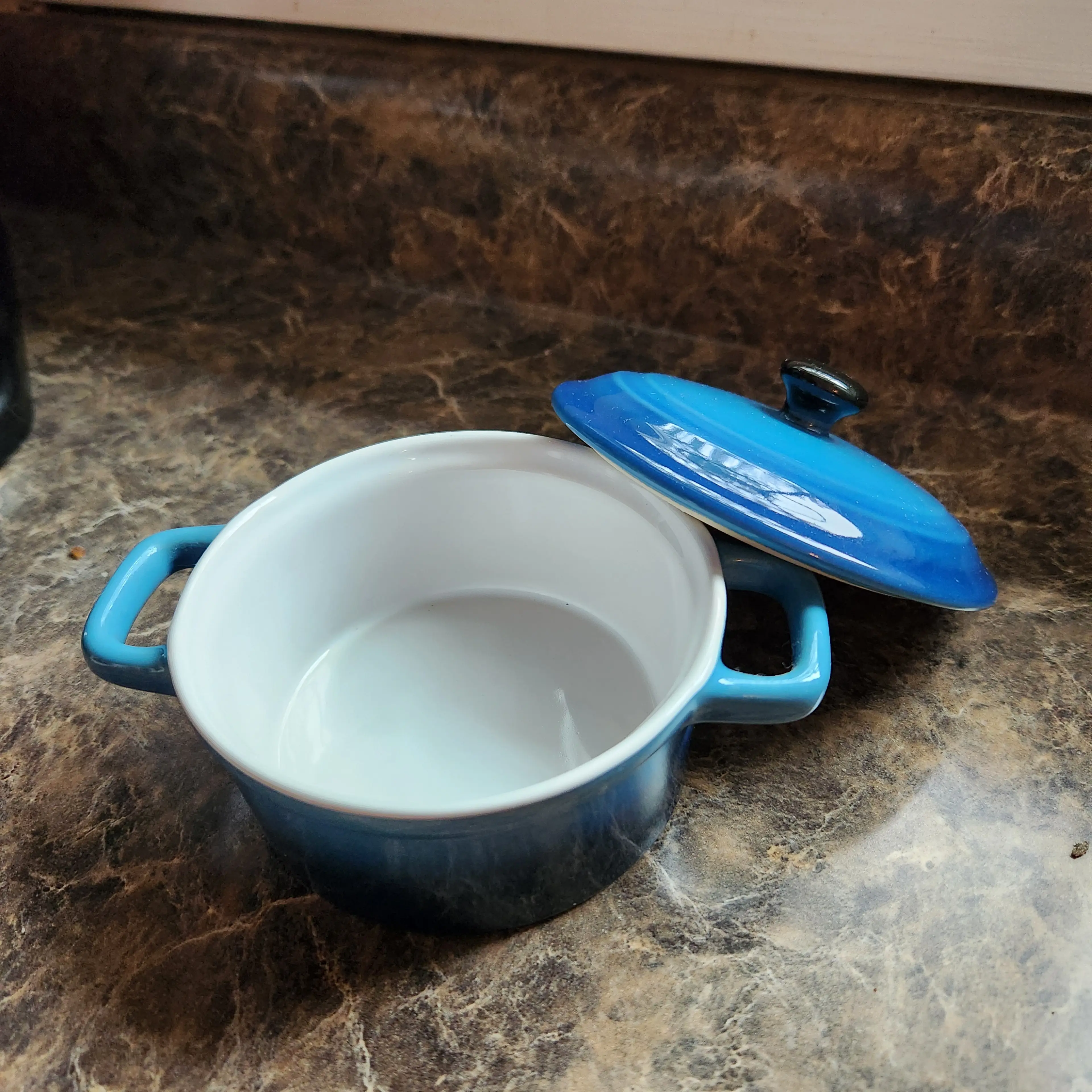 Image 2 of 2