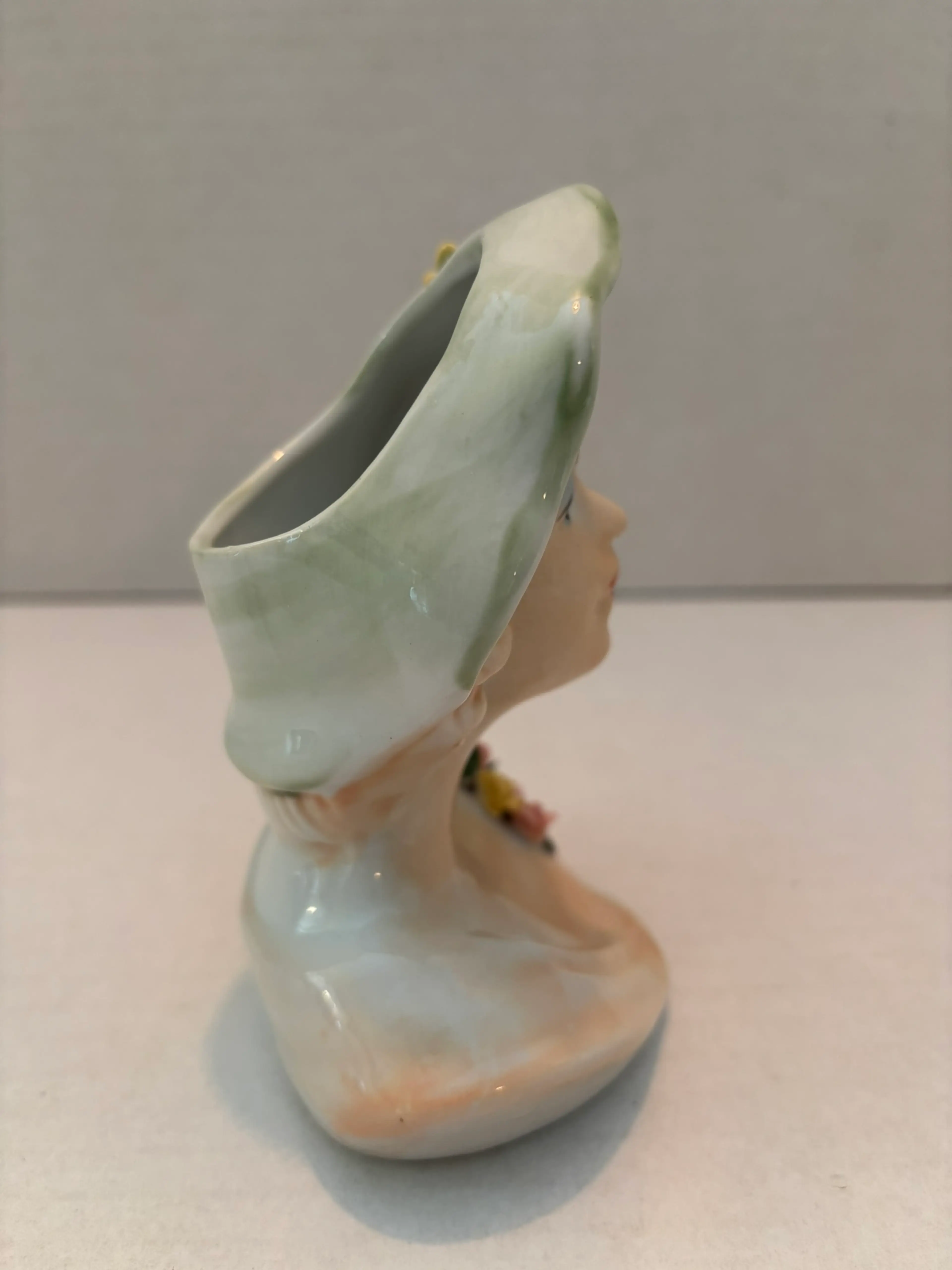 Image 4 of 6