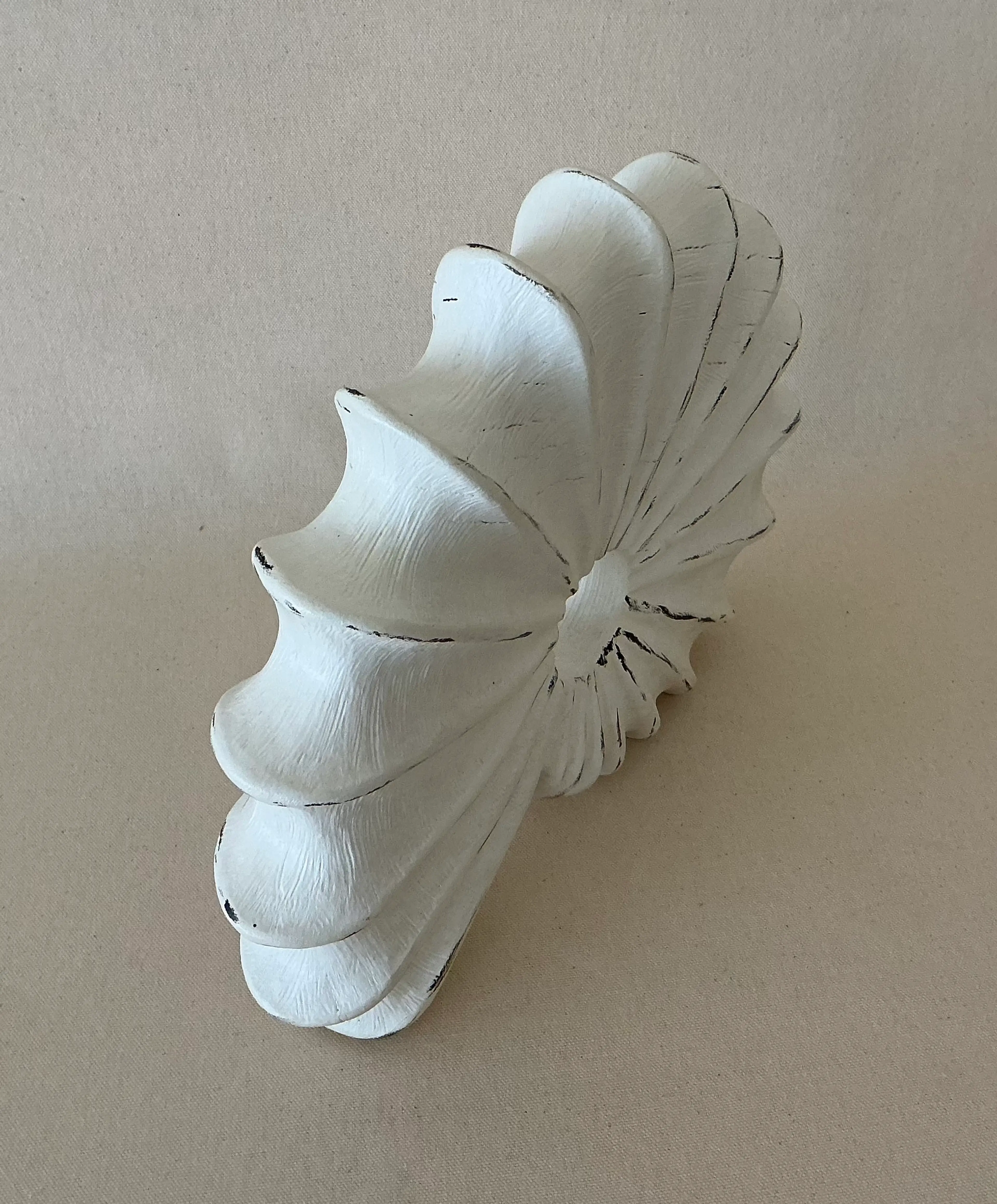 Image 2 of 6