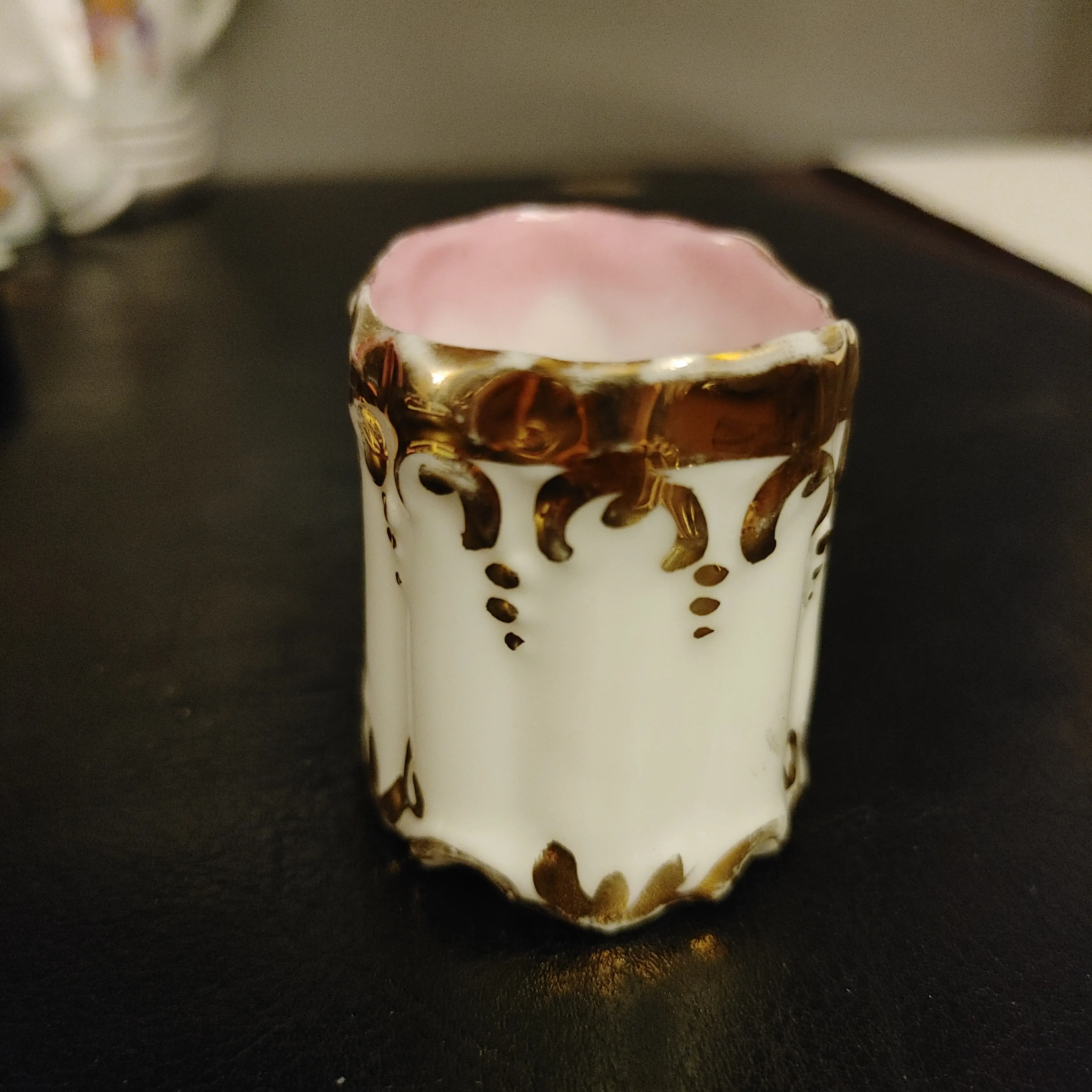 Image 2 of 6