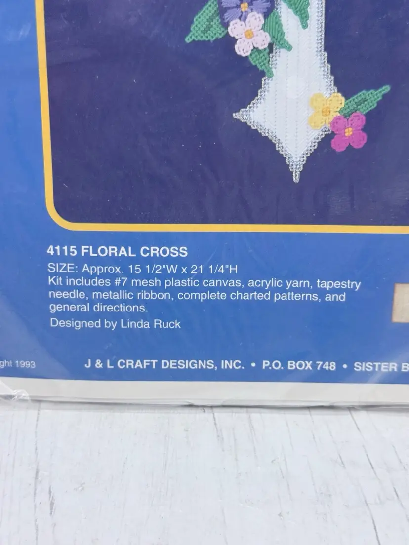 Temptations Plastic Canvas Floral Cross Craft Kit Project Vtg 1993 Christian
