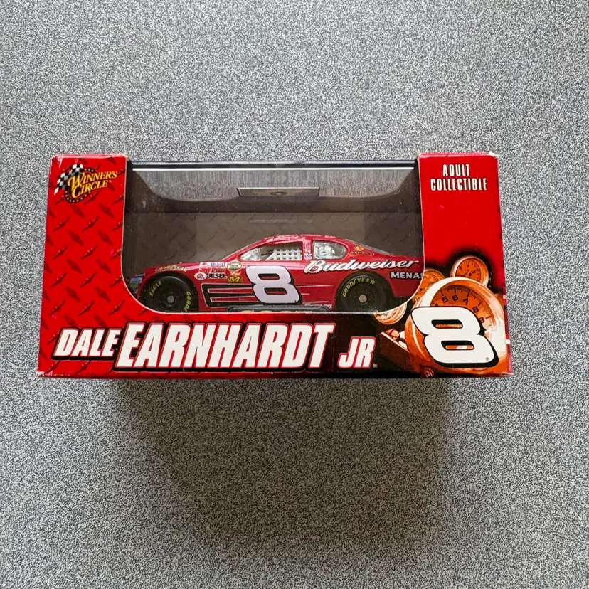 Winner's Circle #8  1:24 scale die-cast car -  Dale Earnhardt Jr.'s 2007 Budweiser