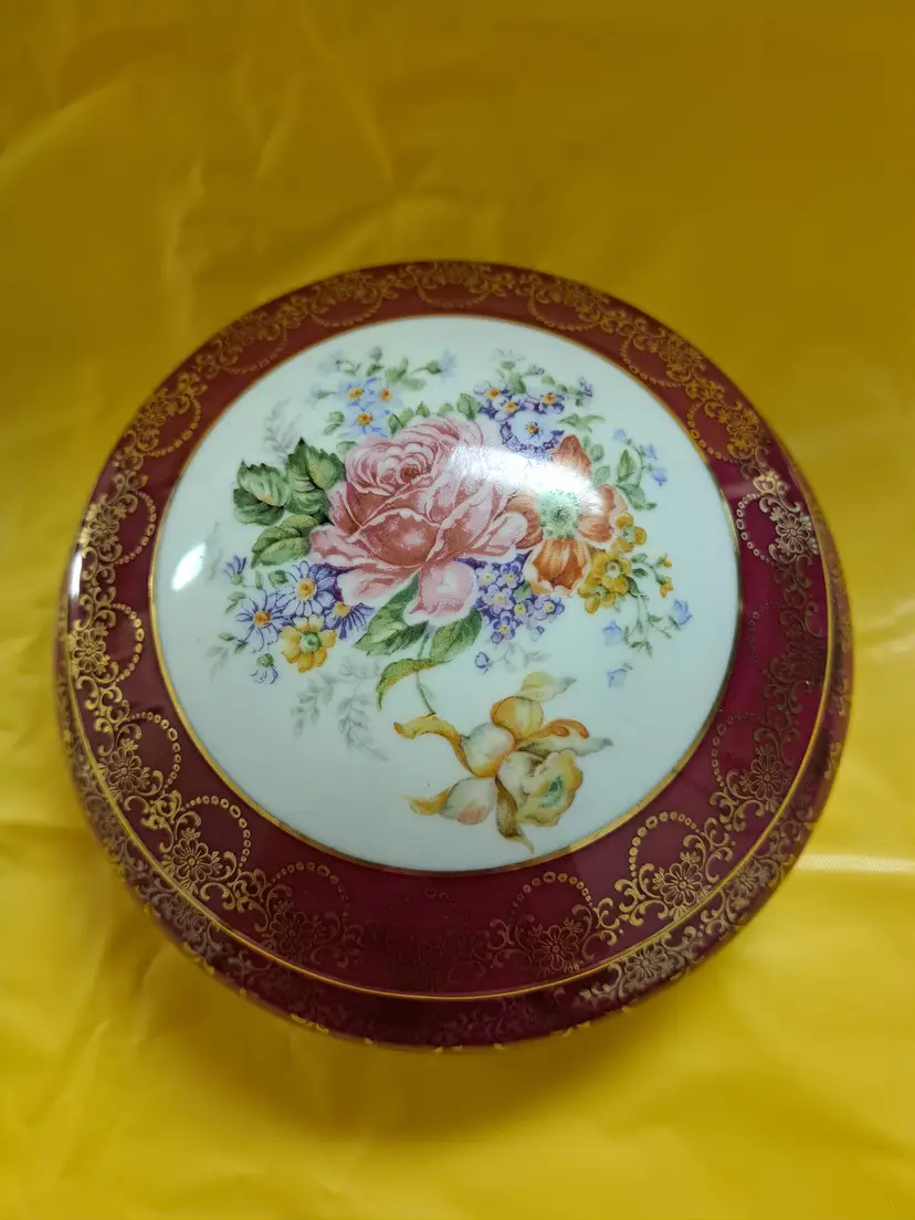 Authentic Limoges Trinket Box