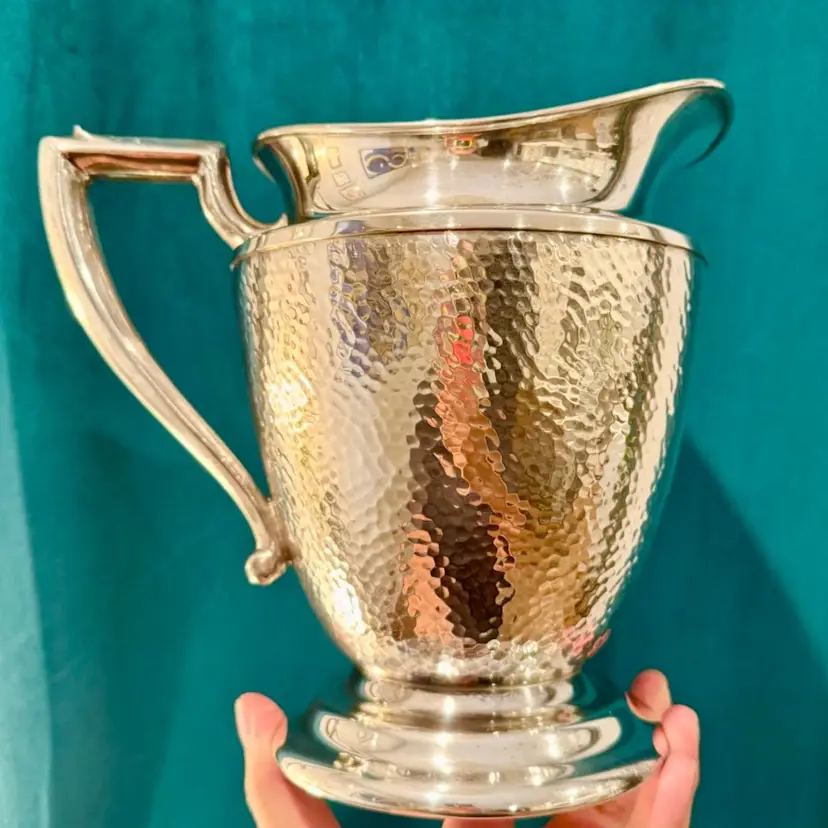 😻 Taber & Tibbits 424-66 Hand Hammered Silverplate Pitcher | Art Deco 8x6”