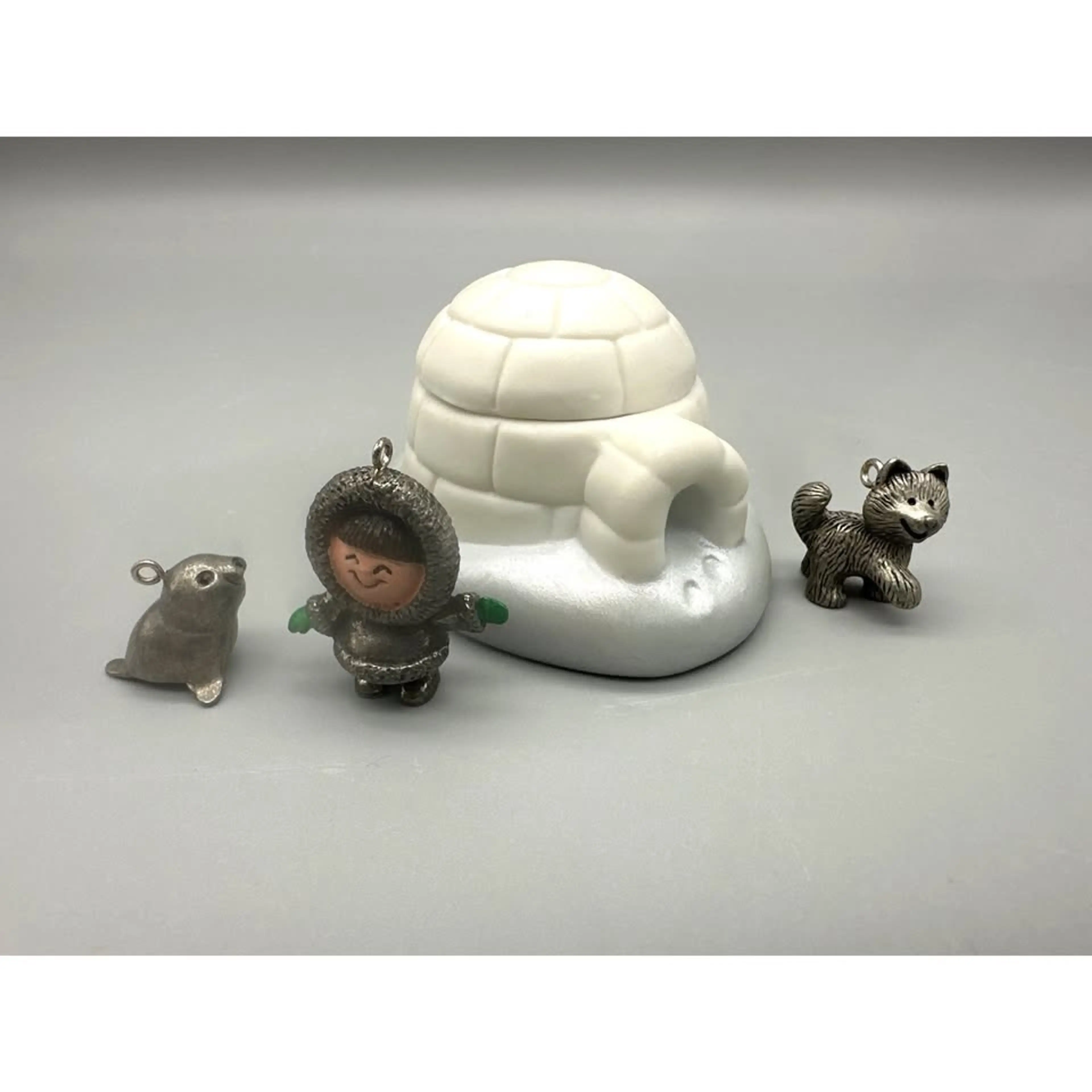 Image 2 of 5