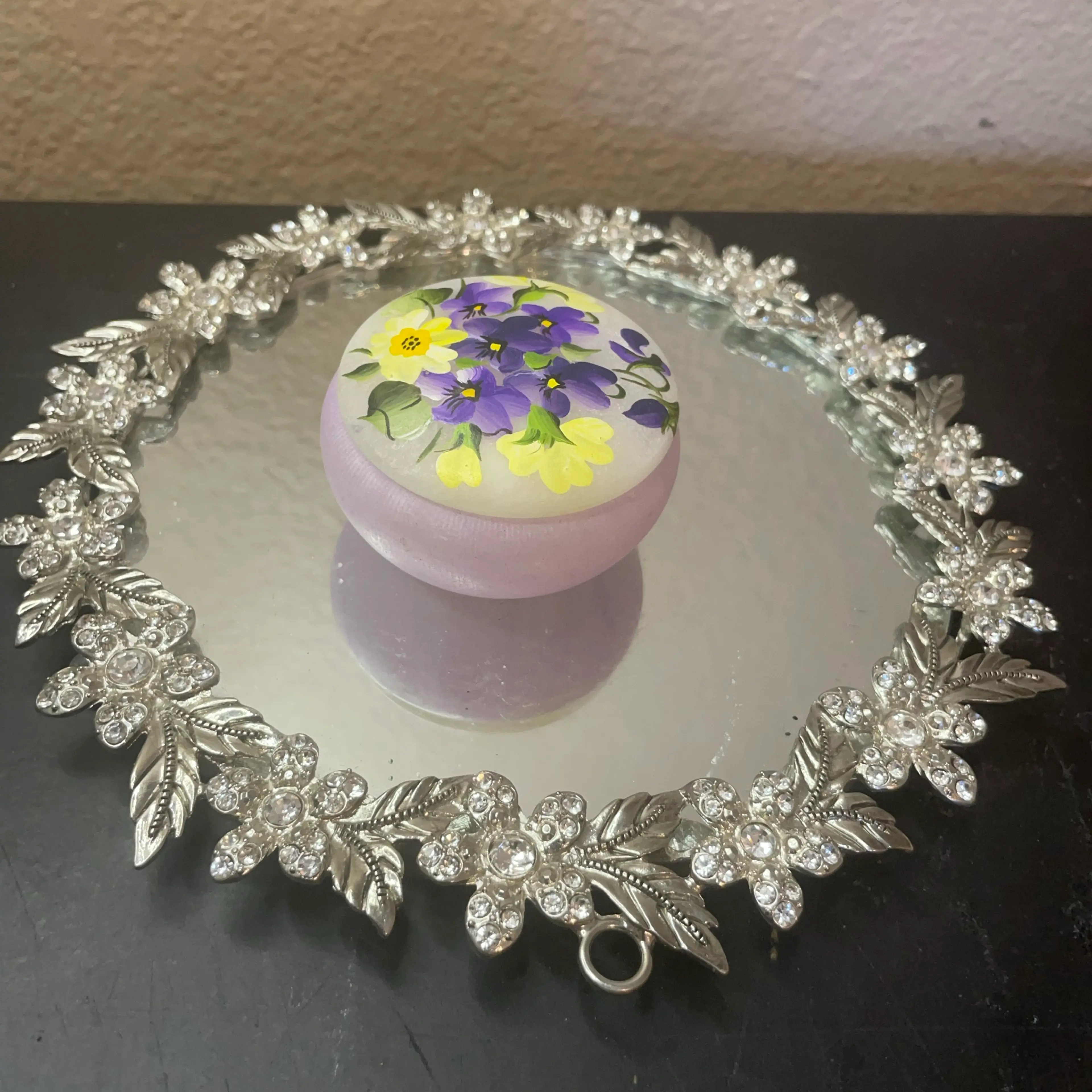 Image 1 of 5