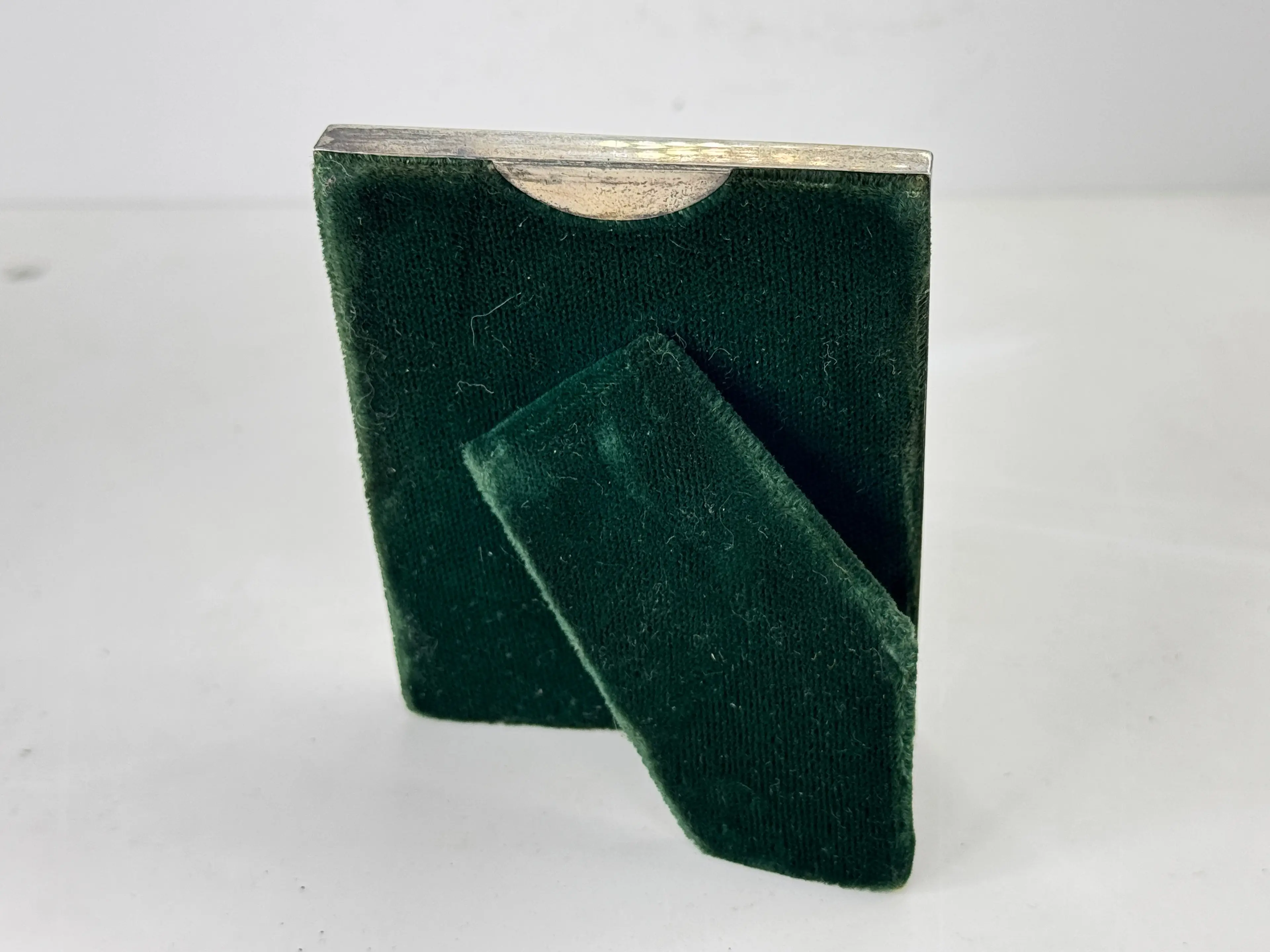 Image 4 of 5