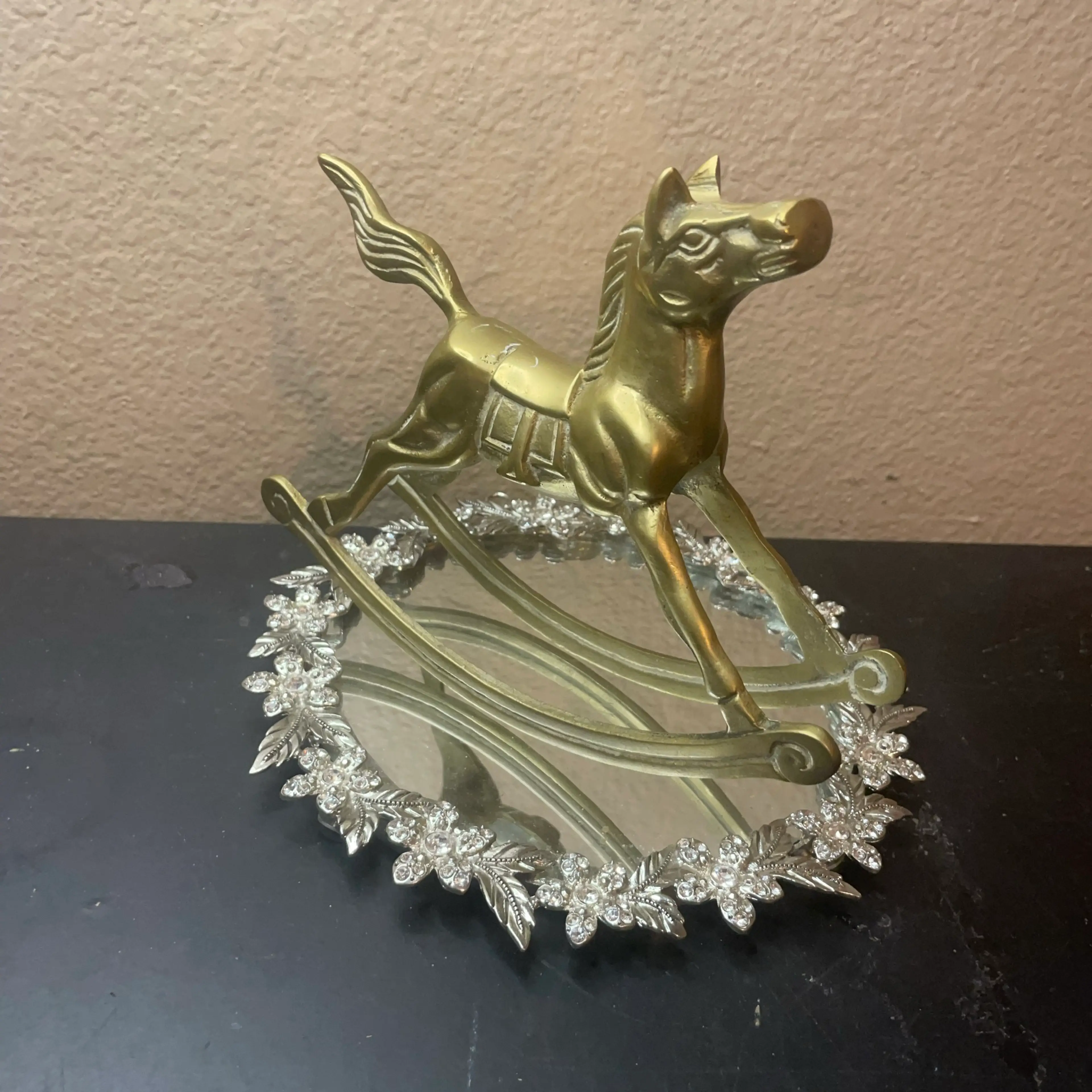 Image 2 of 4