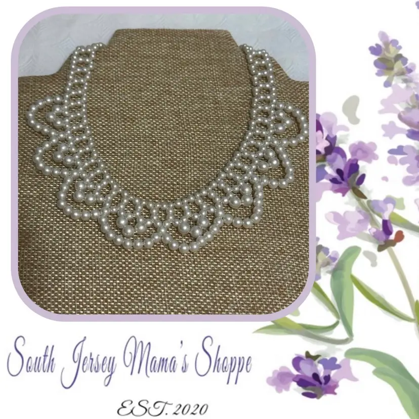Vintage Hand Beaded White Faux Pearl Collar Choker Necklace (163)