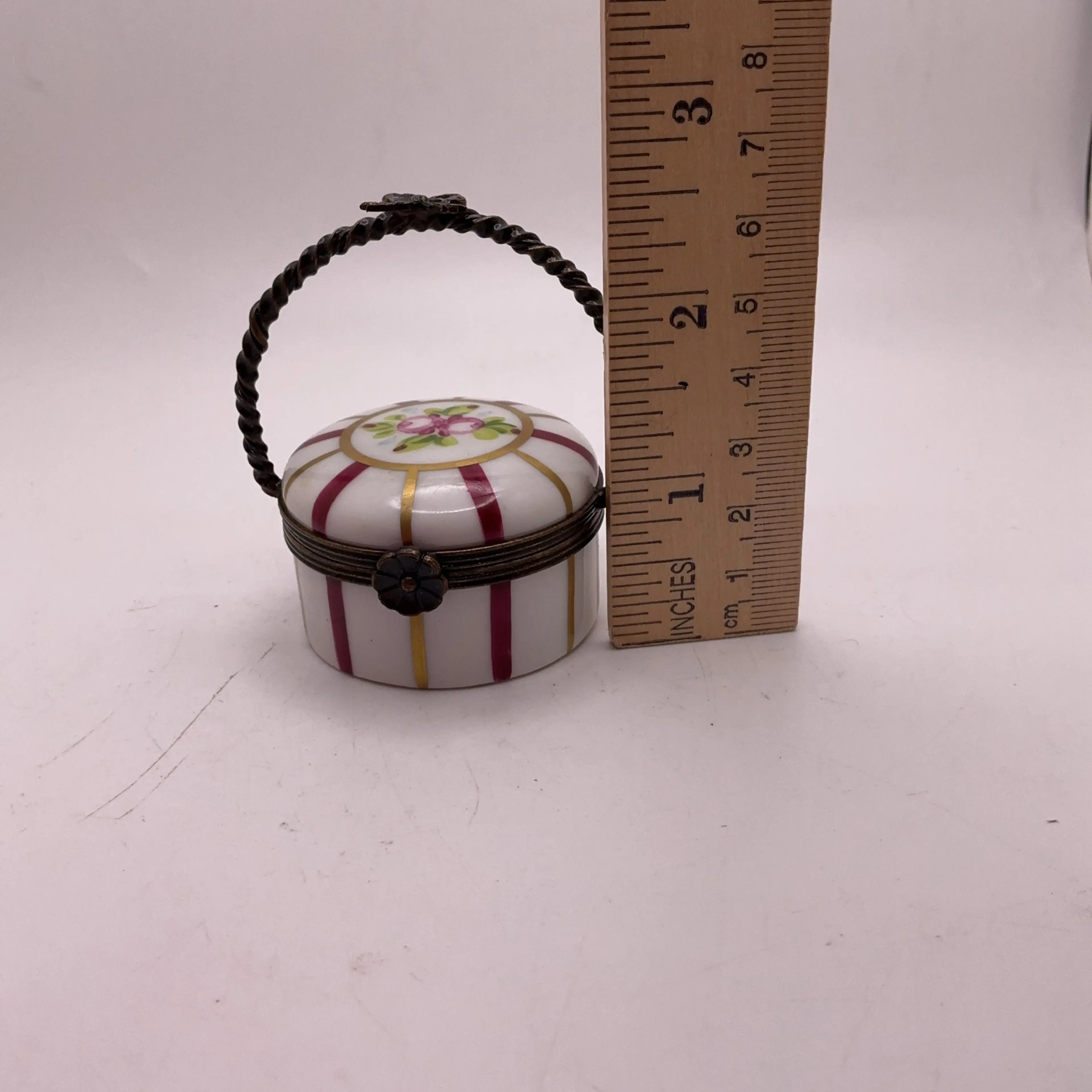 Image 5 of 5