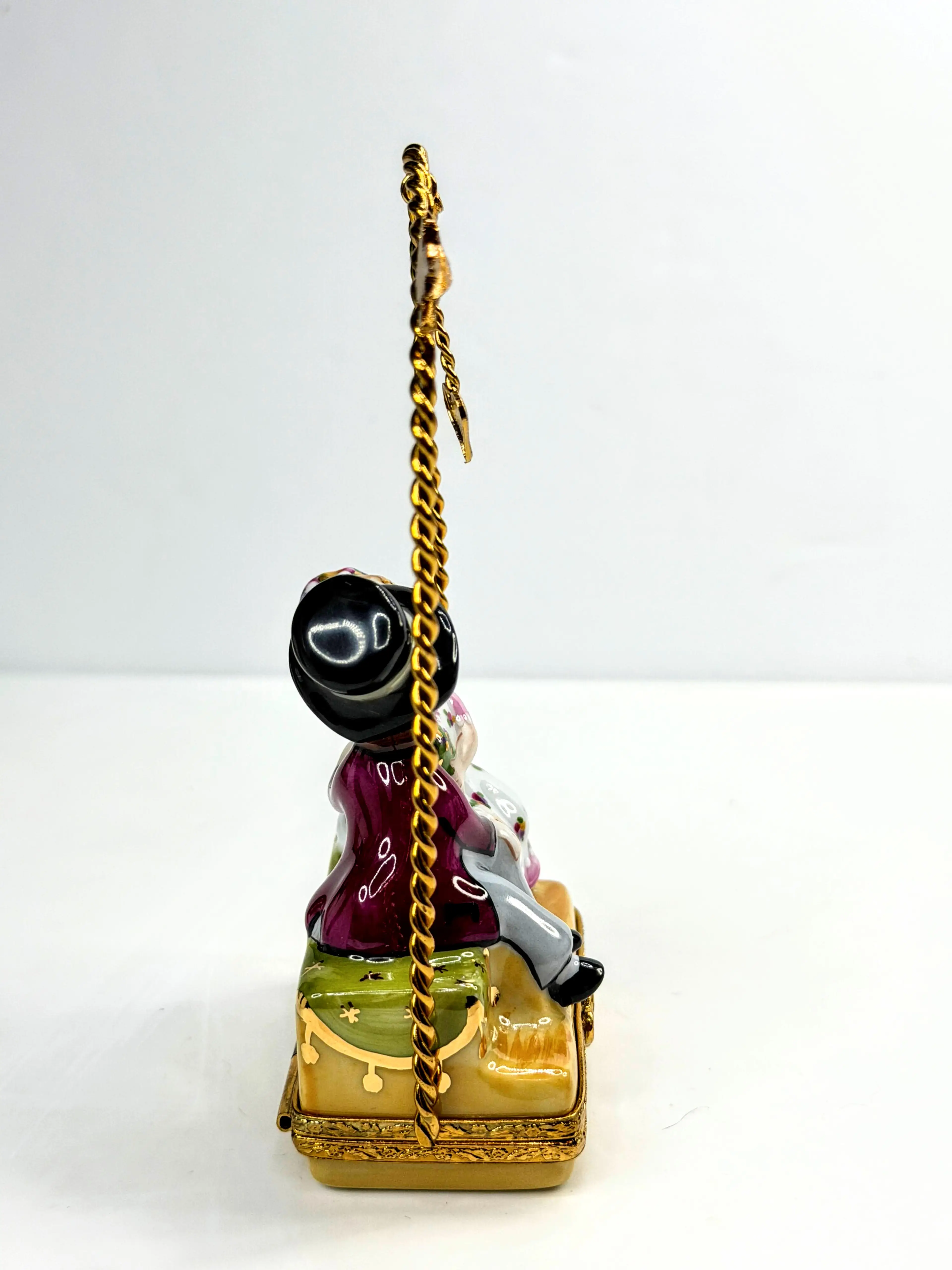 Image 4 of 9