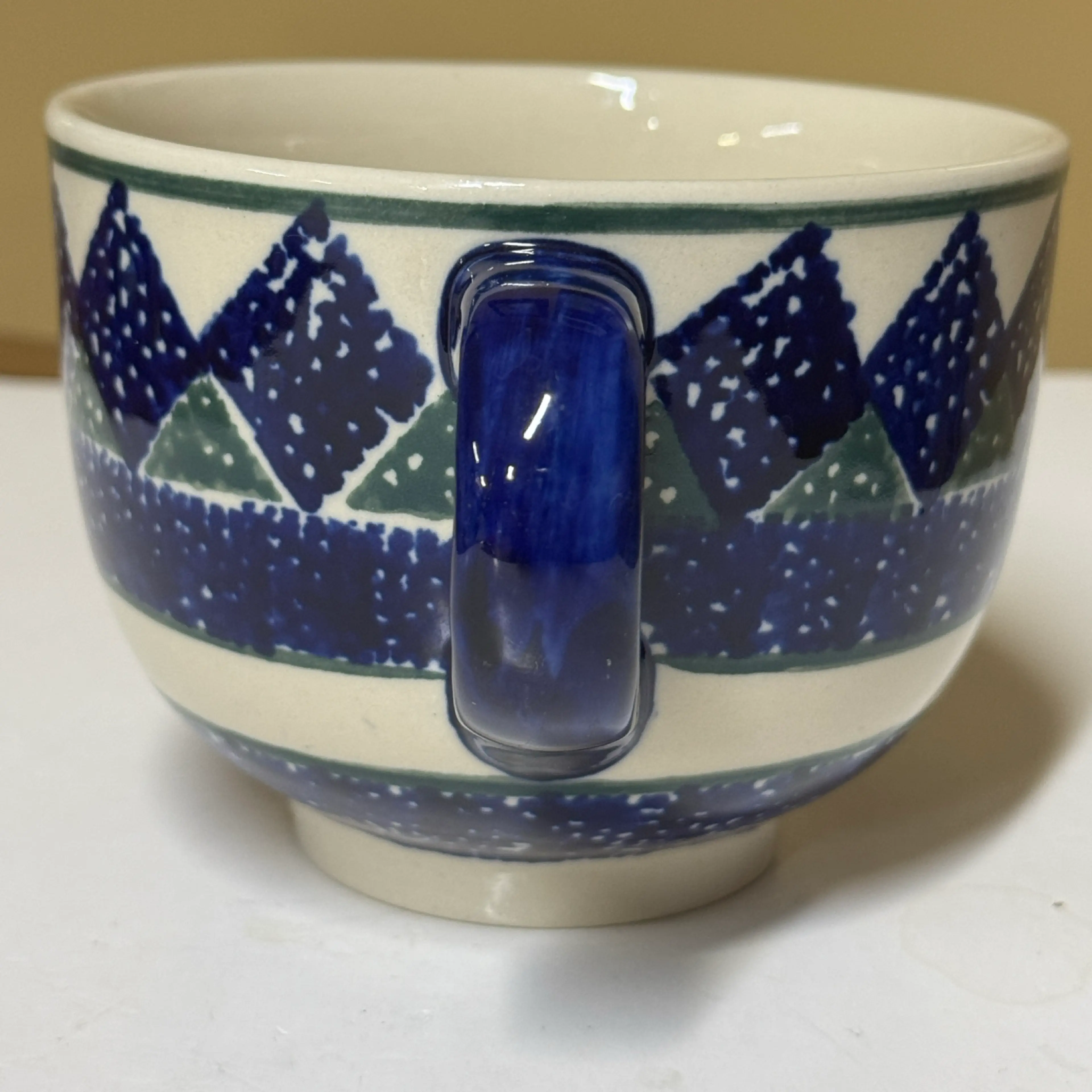 Image 4 of 8
