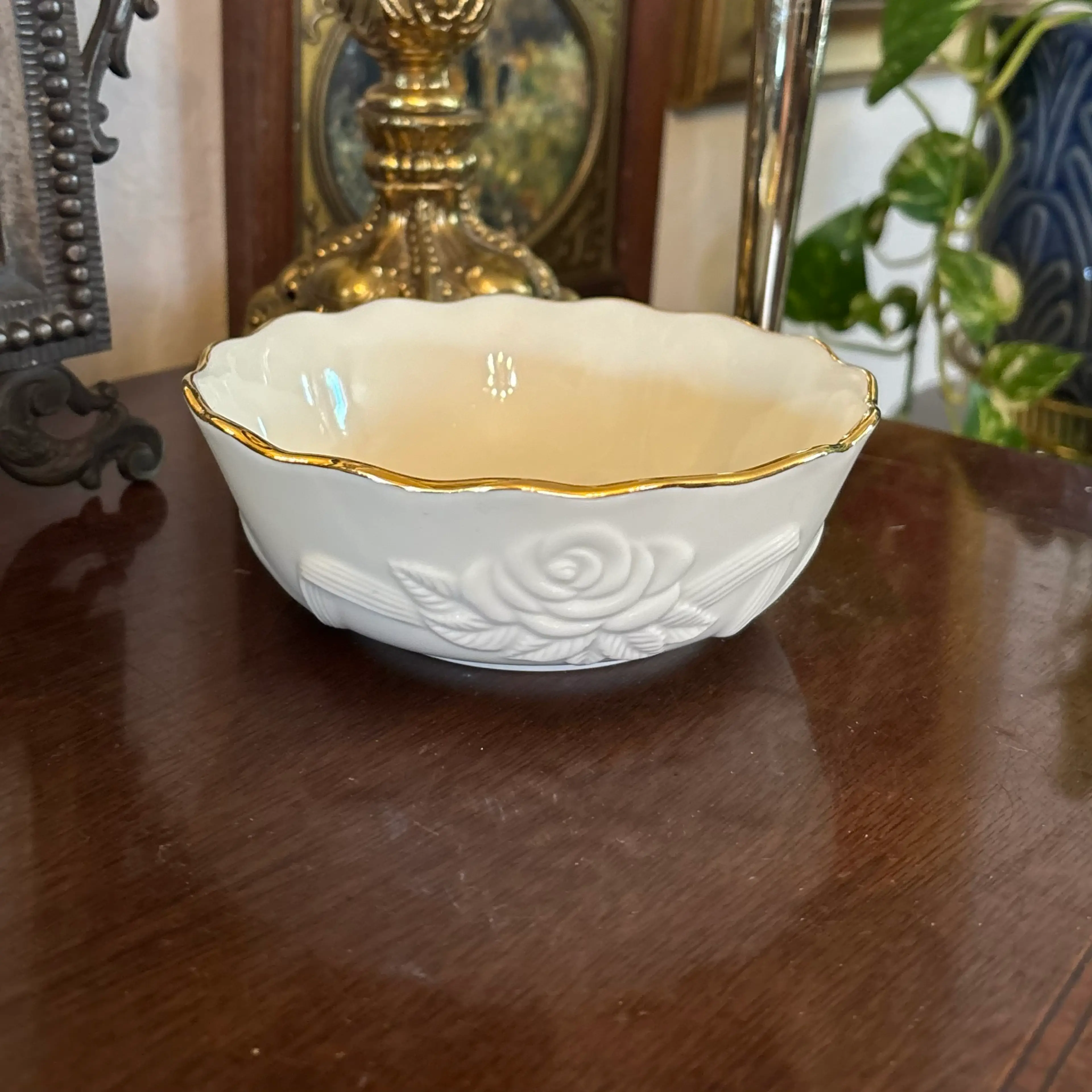 Image 2 of 4