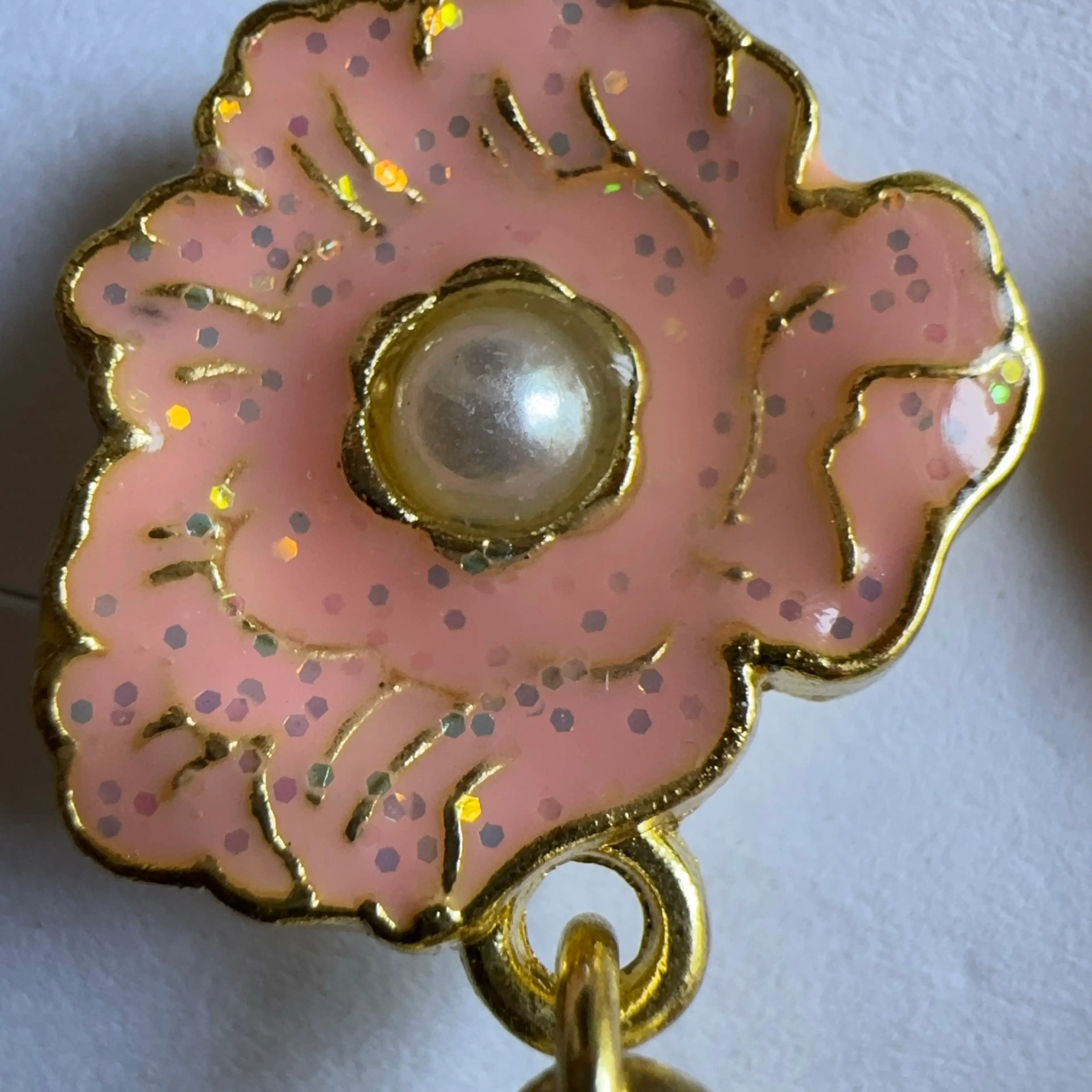 Image 3 of 4