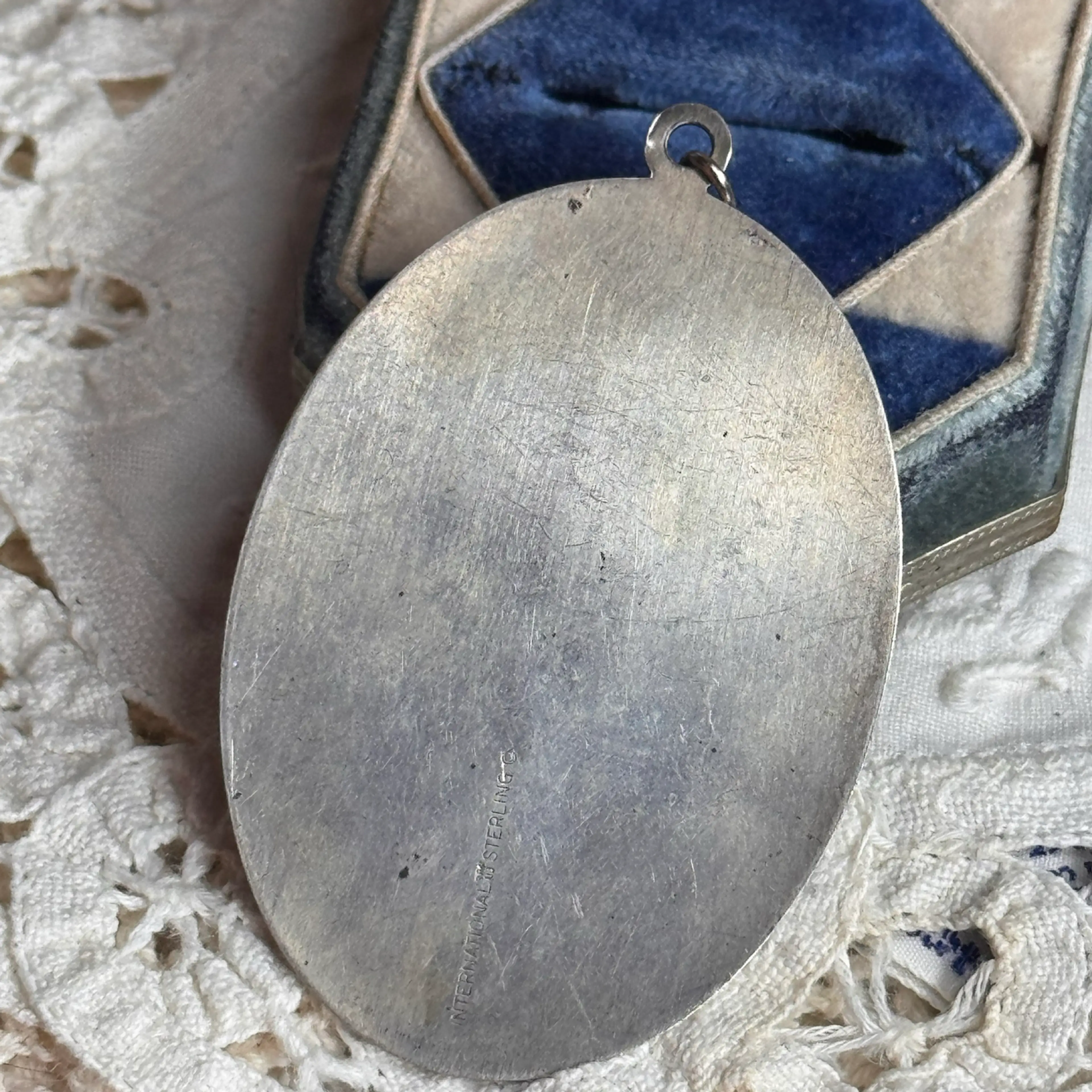 Image 2 of 4