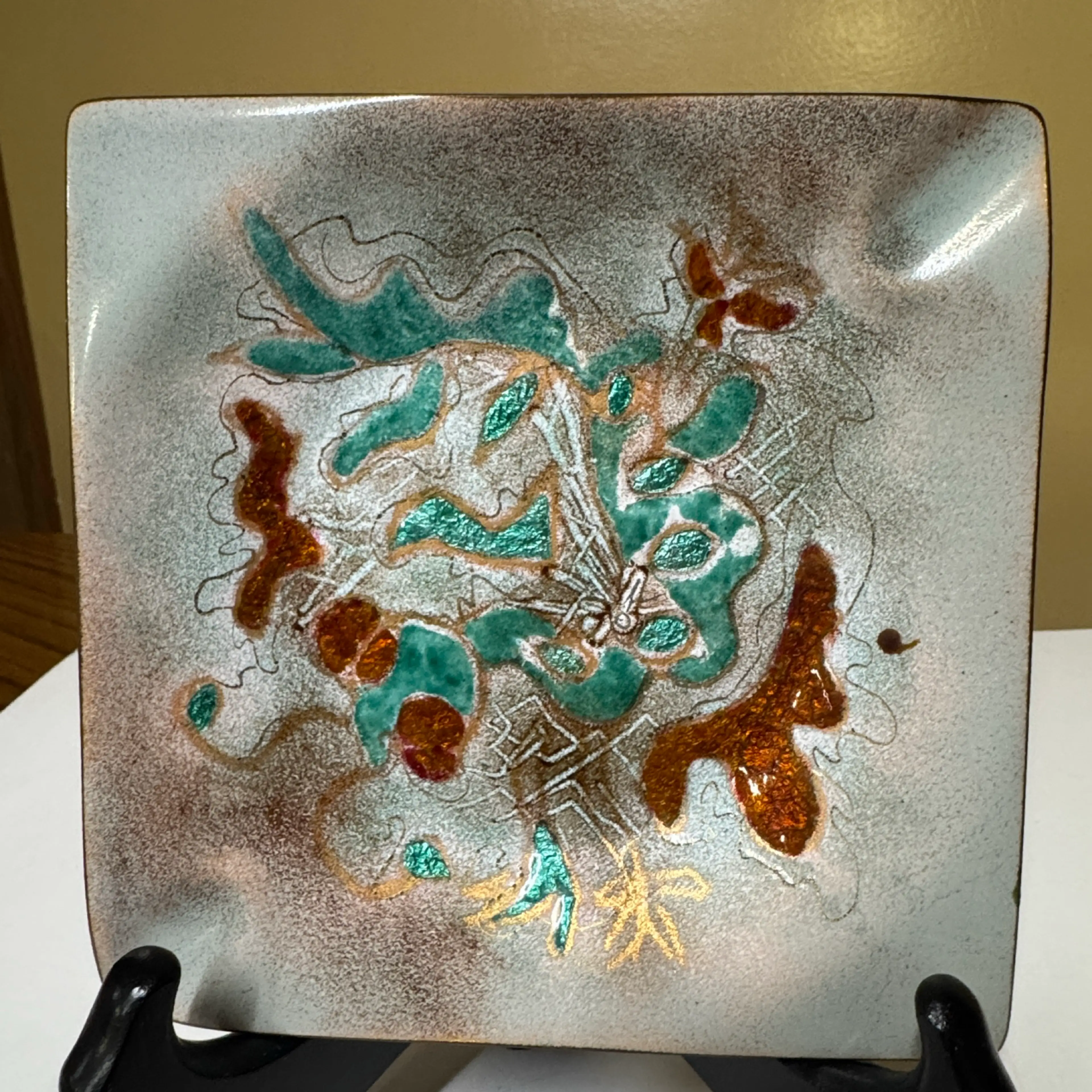 Image 1 of 5