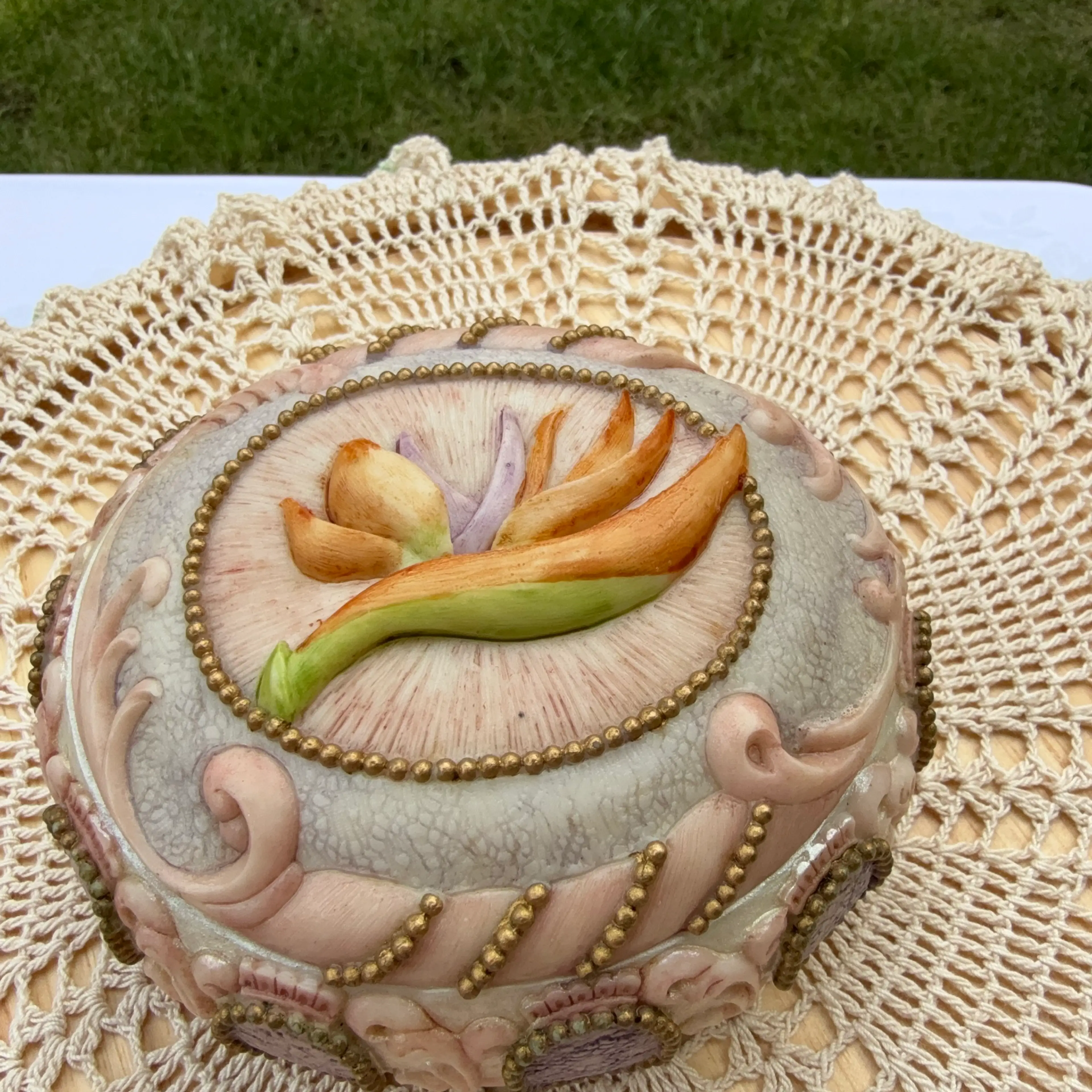 Image 2 of 6
