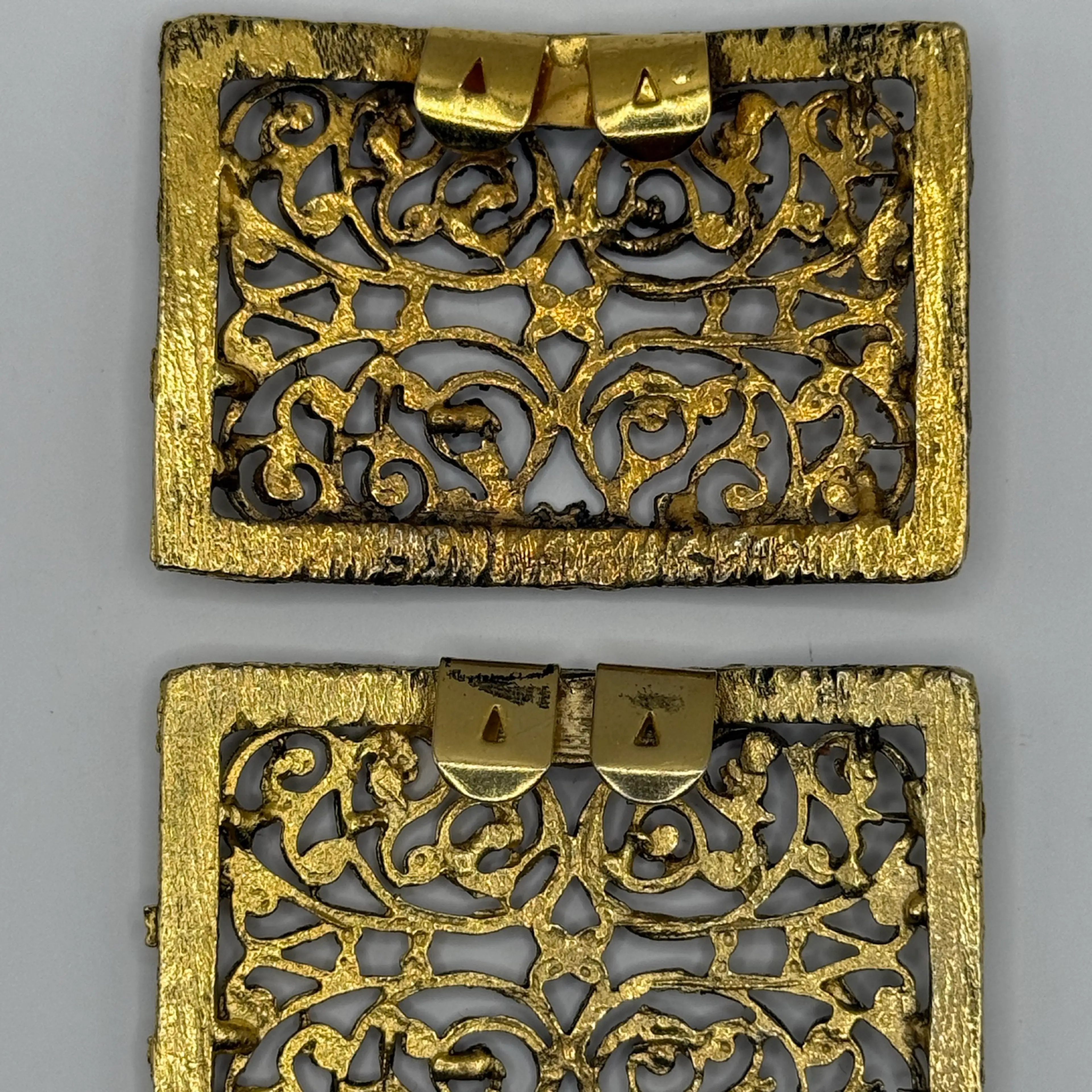 Image 2 of 2