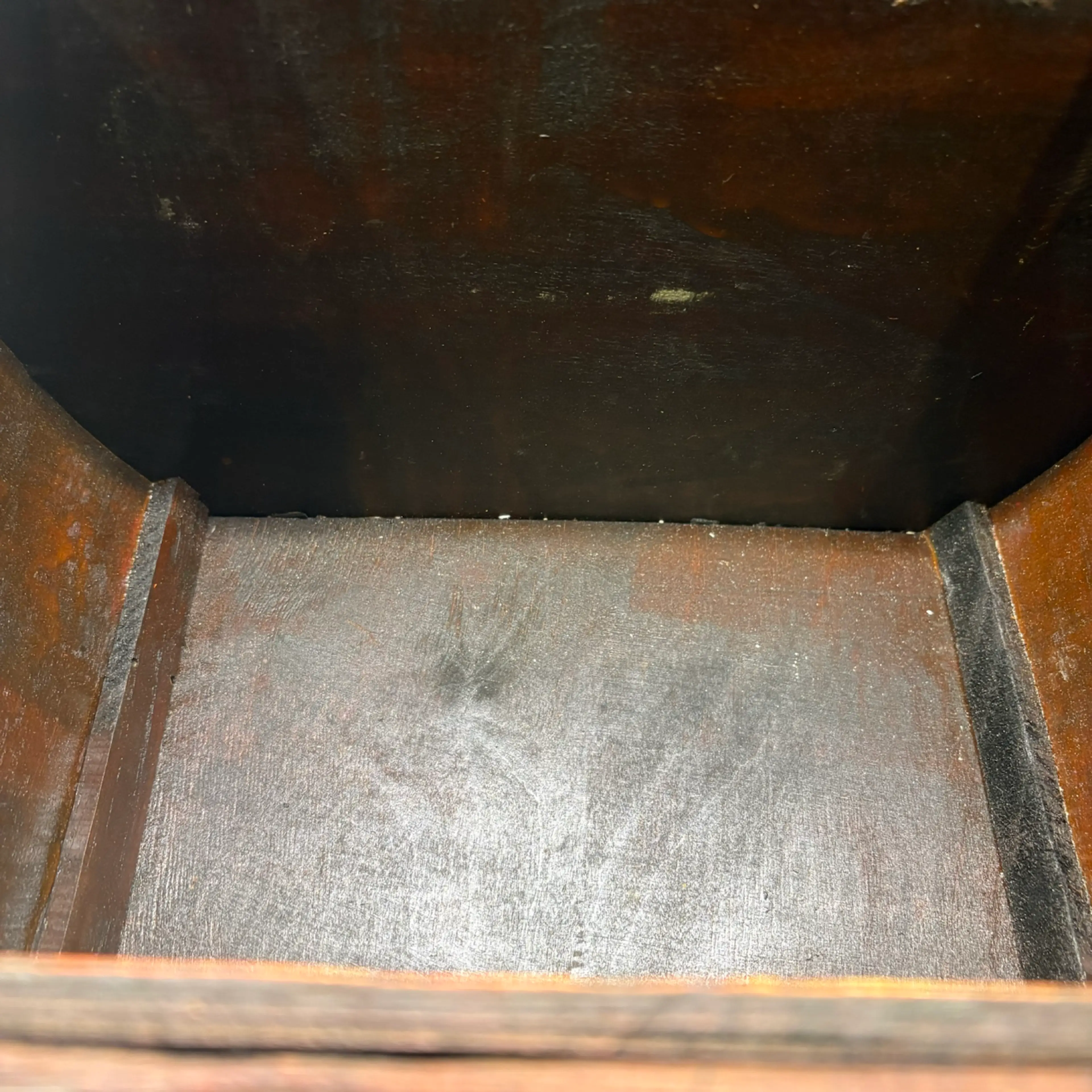 Image 4 of 10