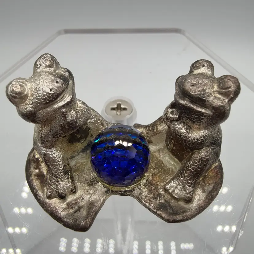 Wales Association Of Pewter Works Frogs With A Blue Crystal