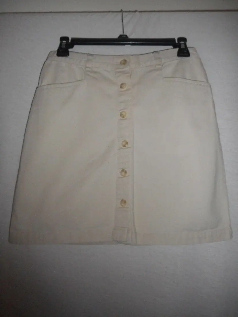 GAP 100% Cotton beige button front Skirt Size 6
