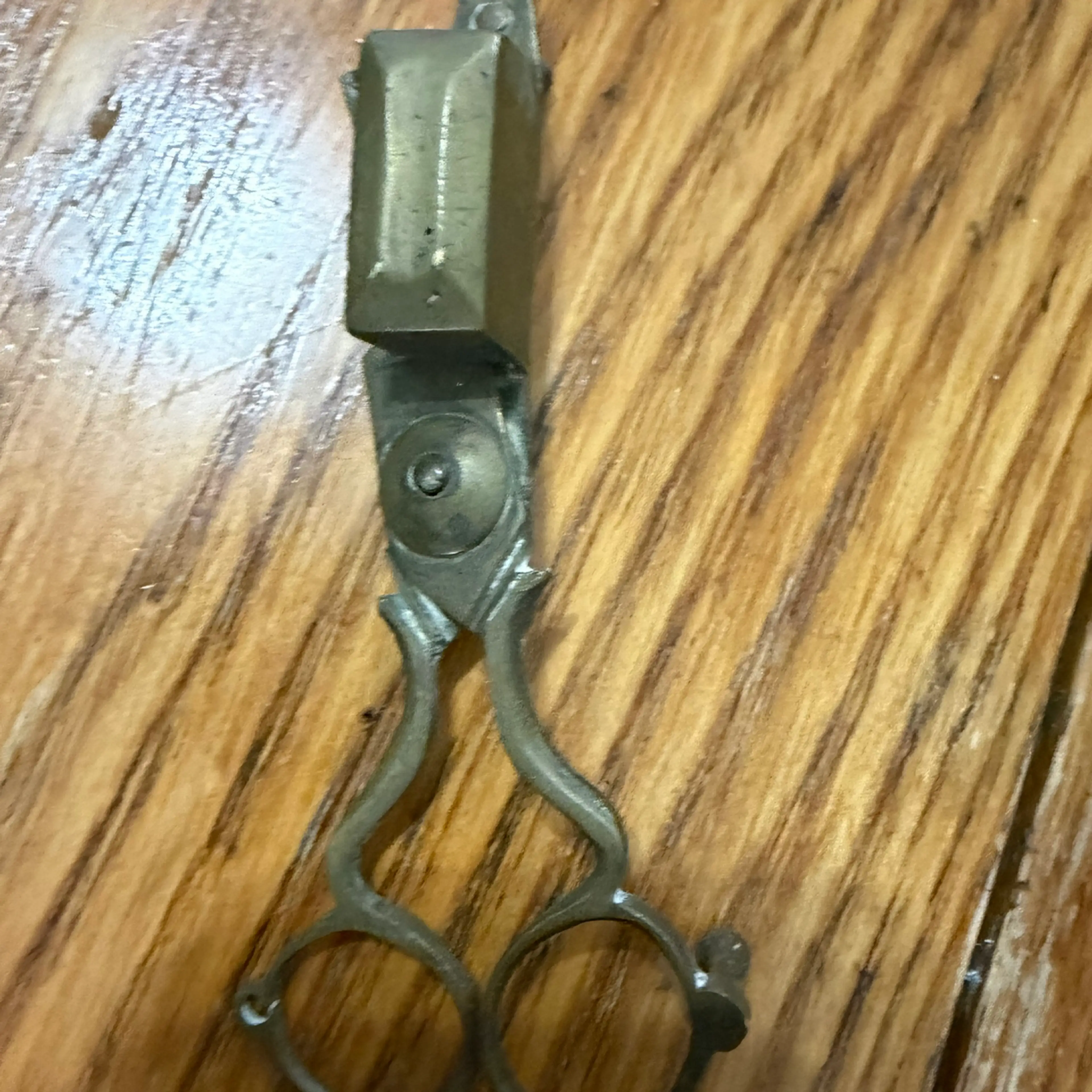 Image 2 of 3
