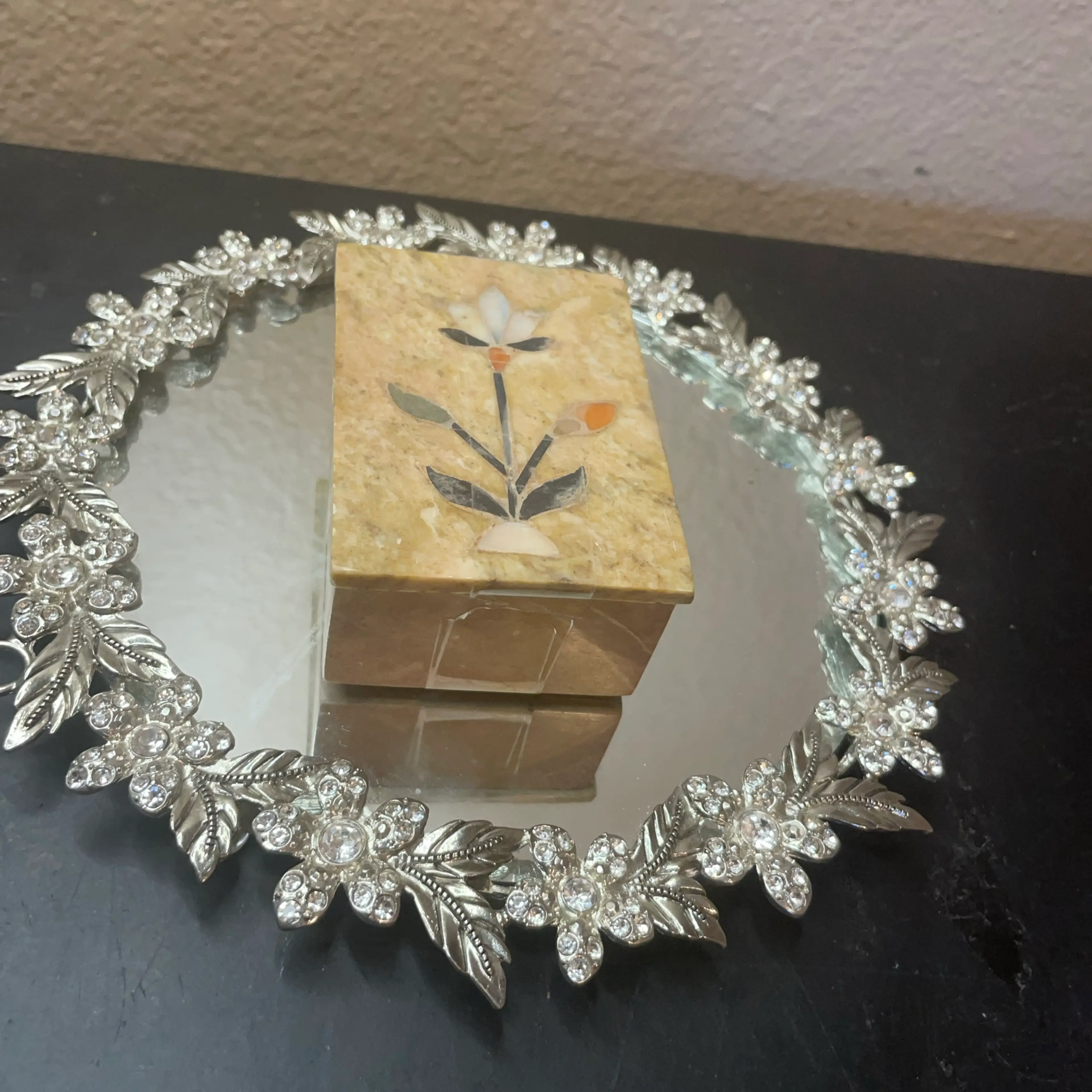 Image 5 of 5