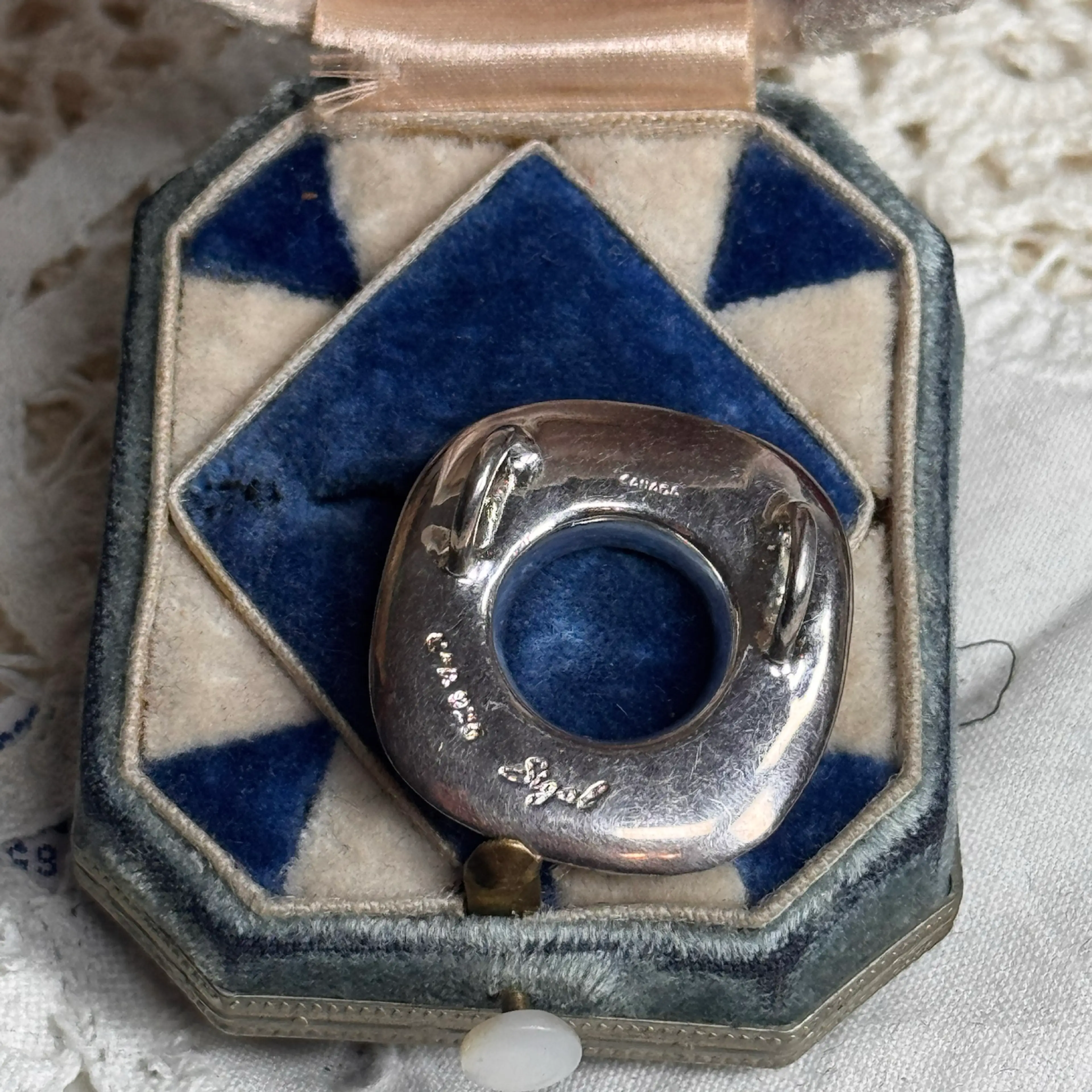 Image 2 of 3