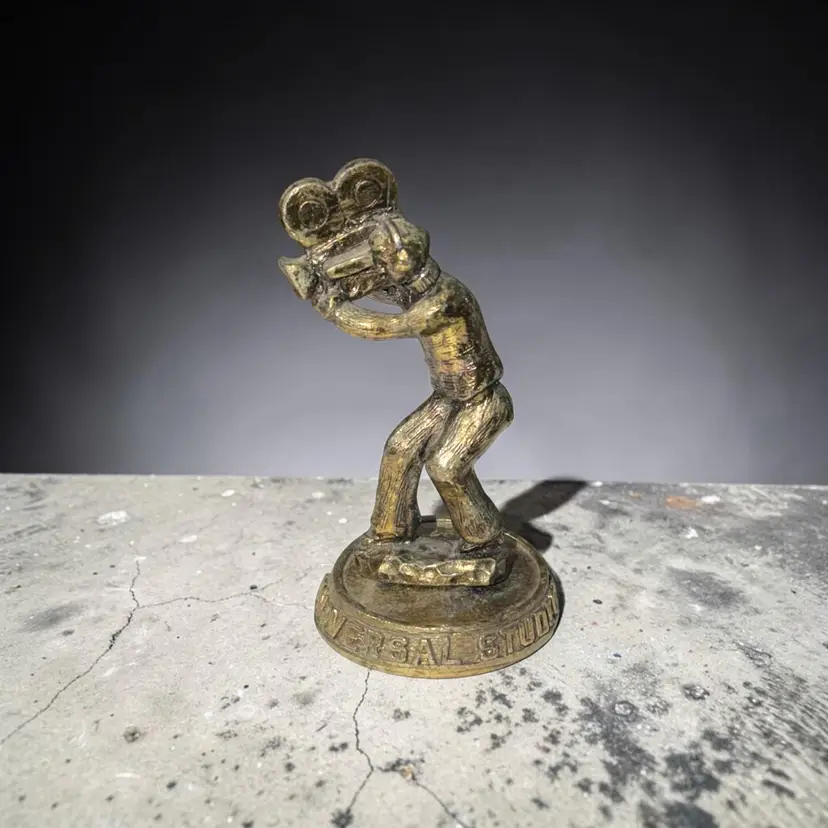 Vintage Universal Studios California Cameraman Metal Souvenir Figurine Gold Tone