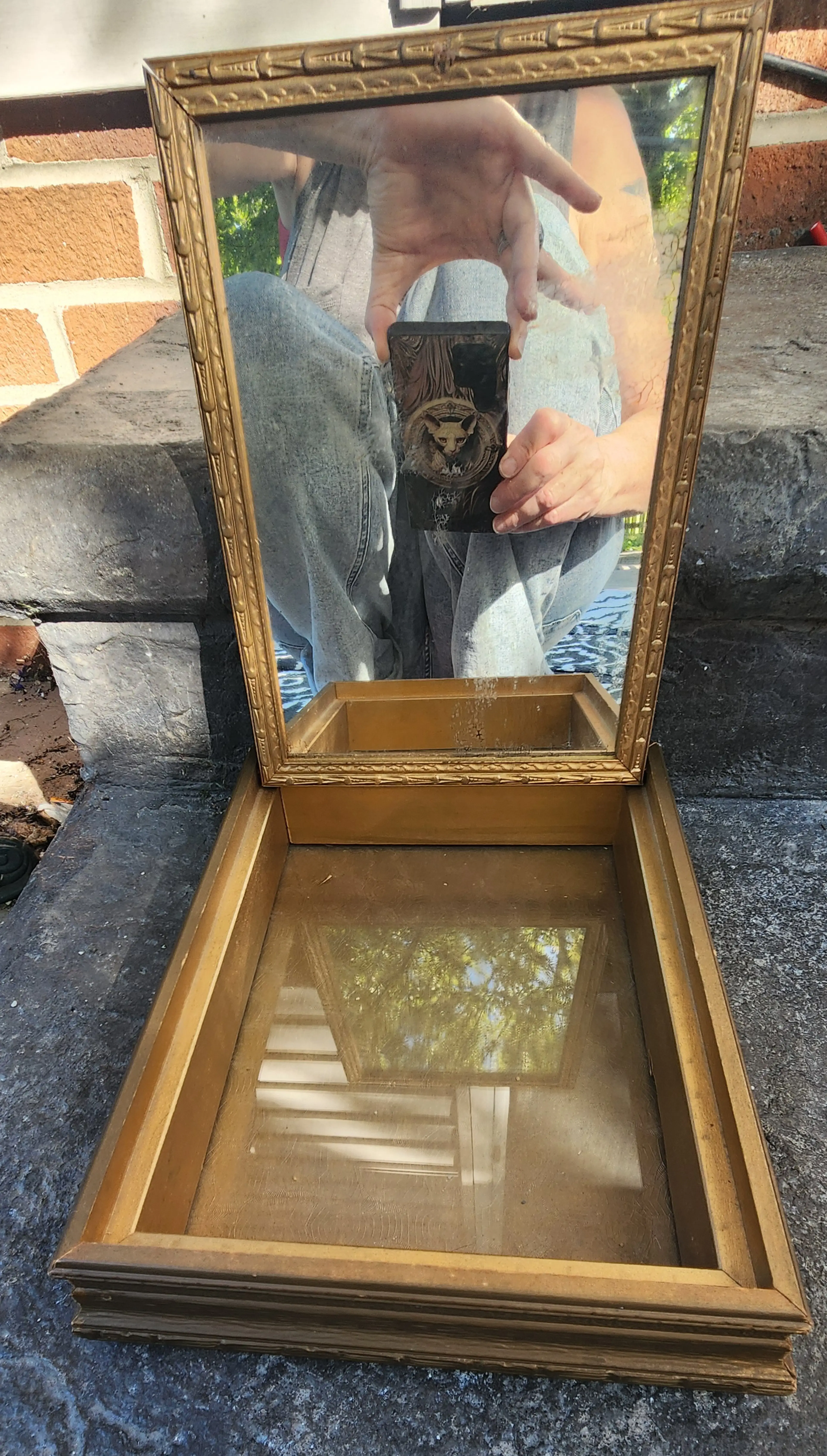 Image 4 of 9