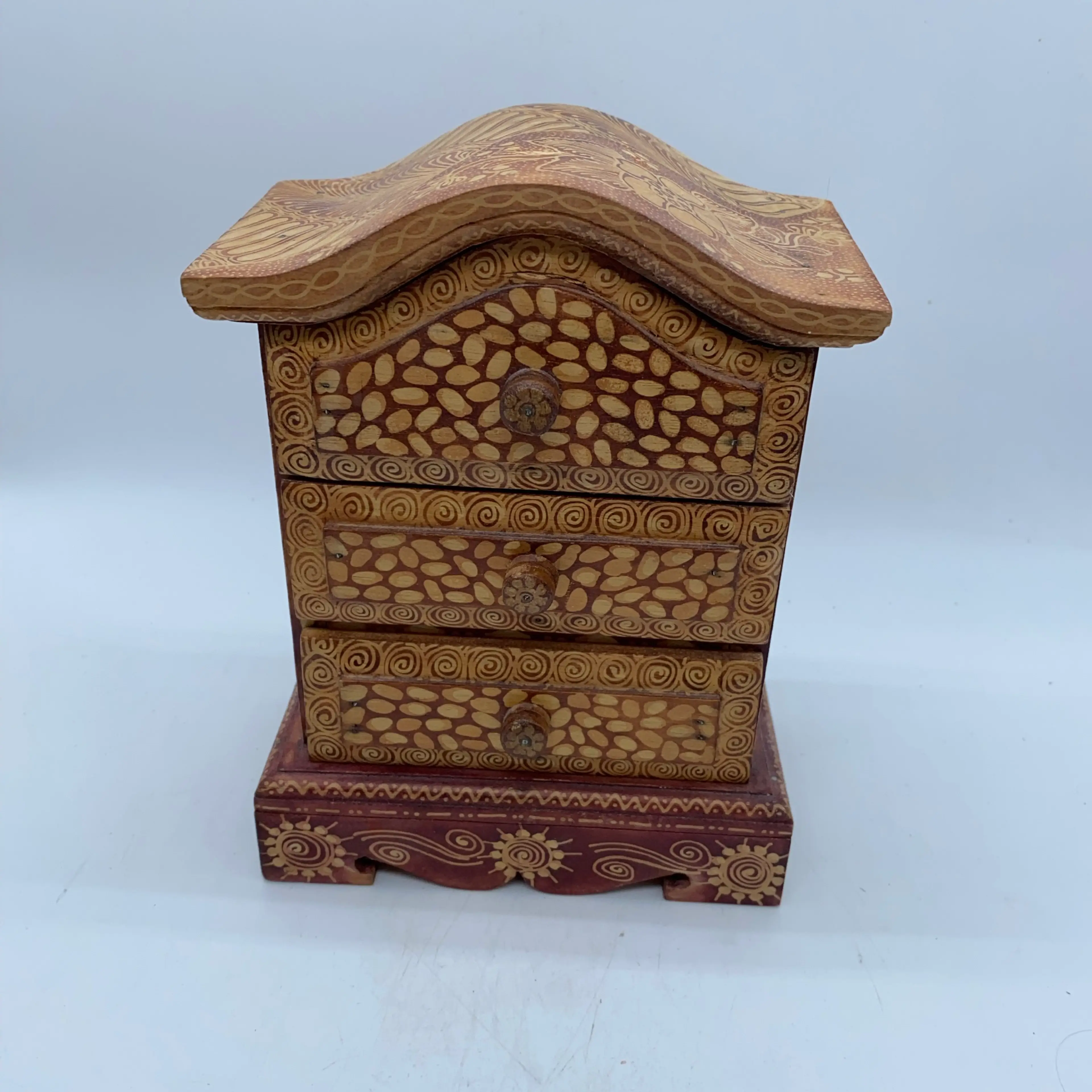 Image 1 of 8