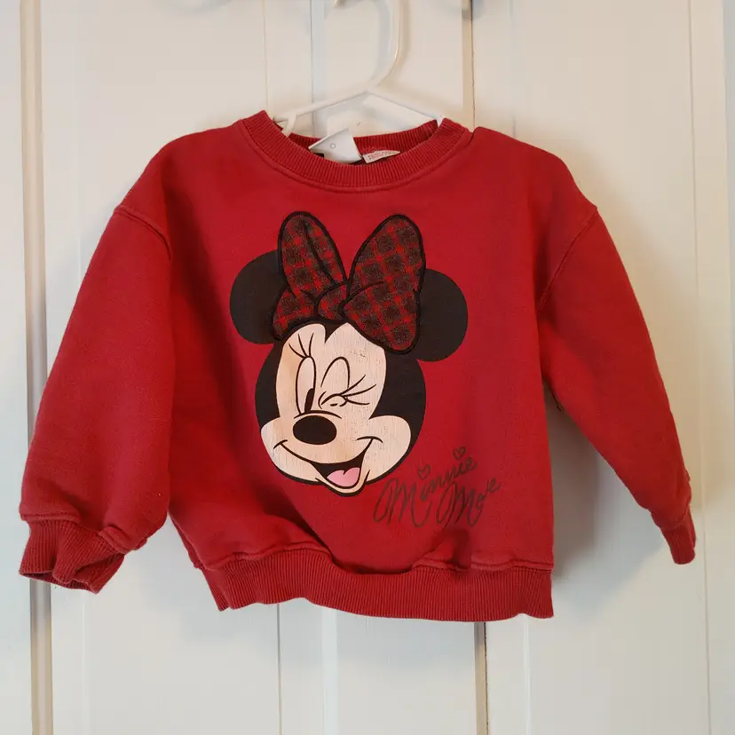 Kids- Brand: Zara Disney. Size 3 years. Minnie Mouse sweatshirt. Material: 82% cotton, 18% polyester. No callouts.