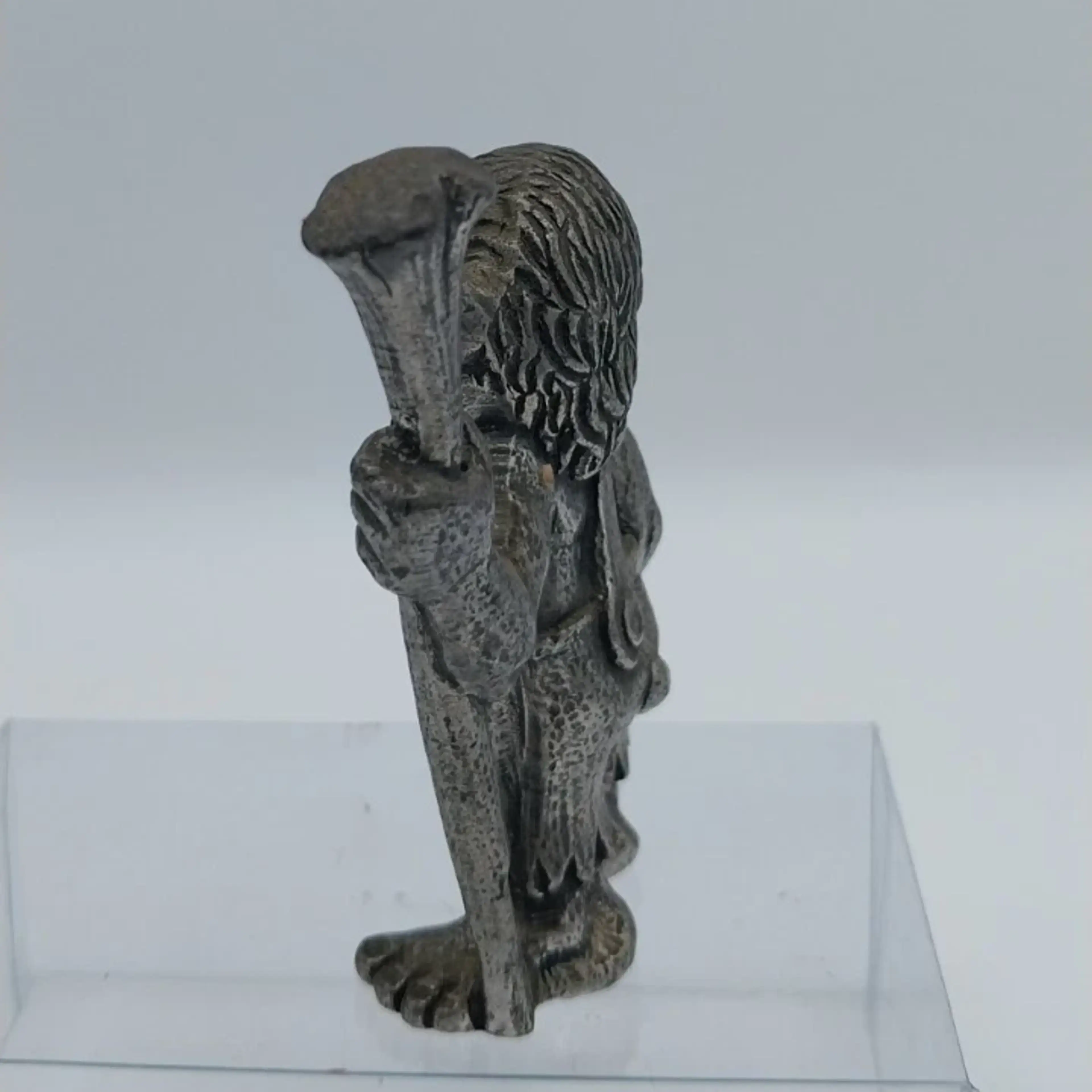Image 2 of 4