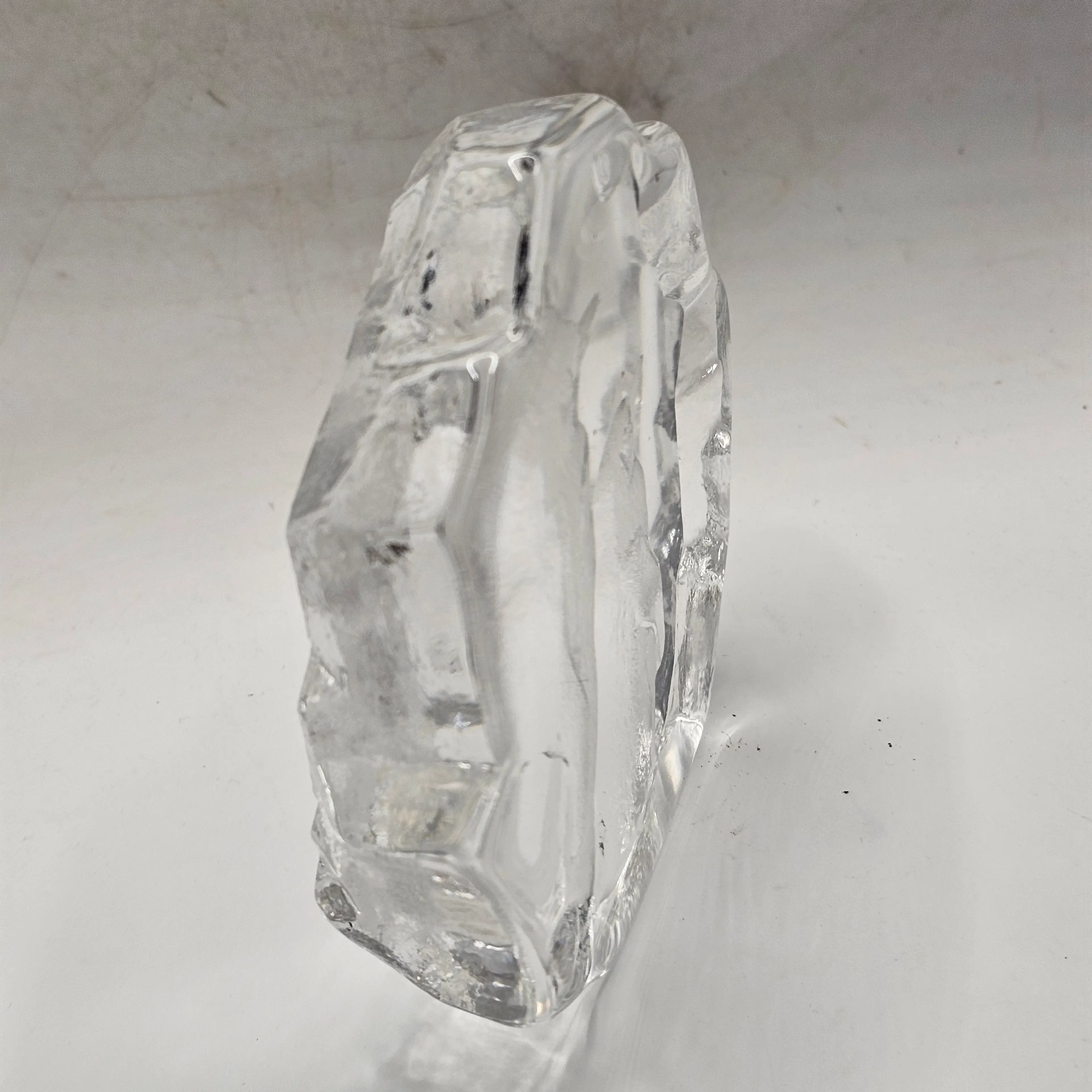Image 2 of 7