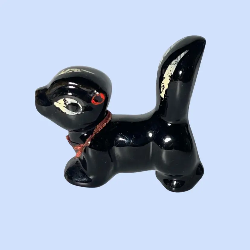 #132- Vintage Miniature Redware Skunk Figurine Japan