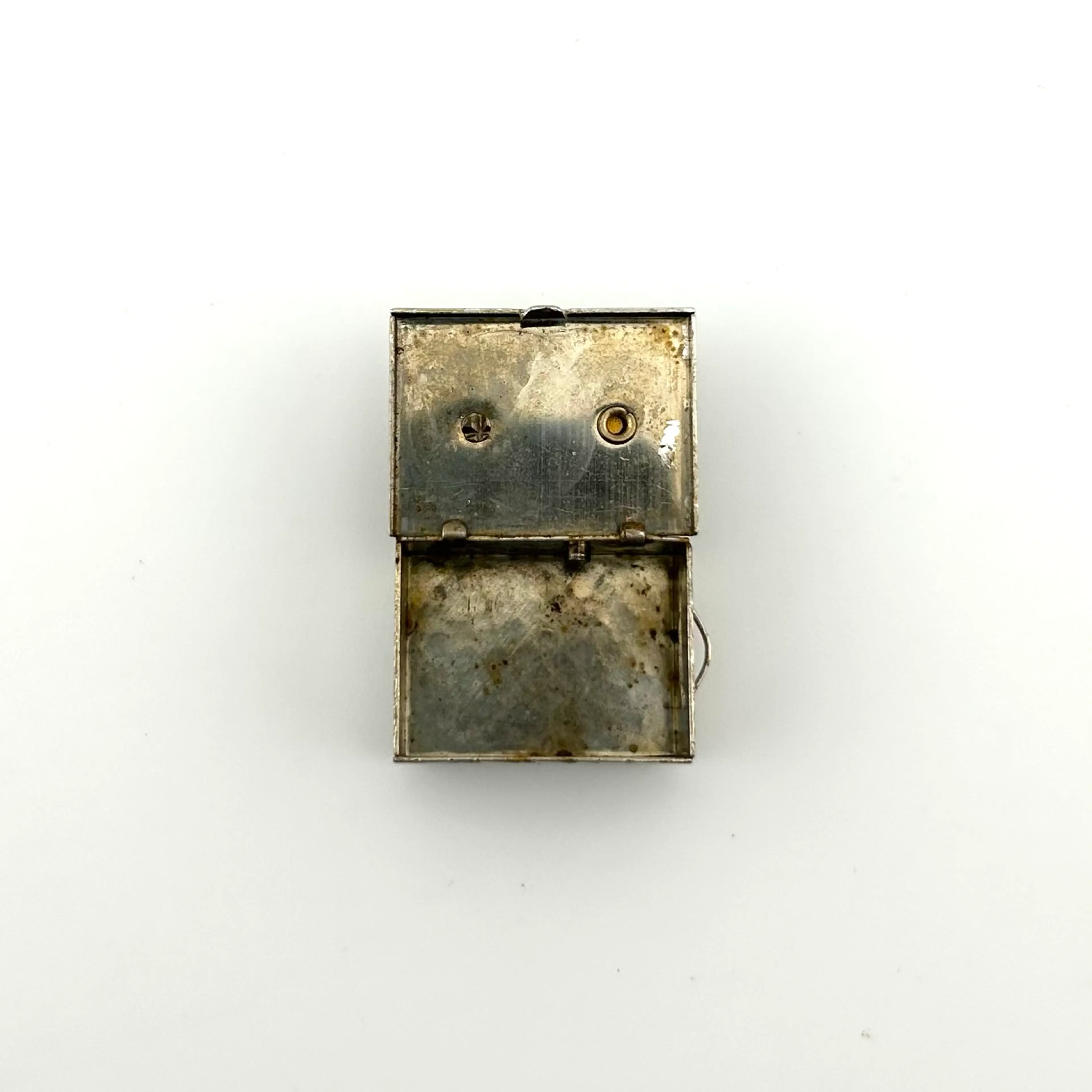 Image 2 of 5