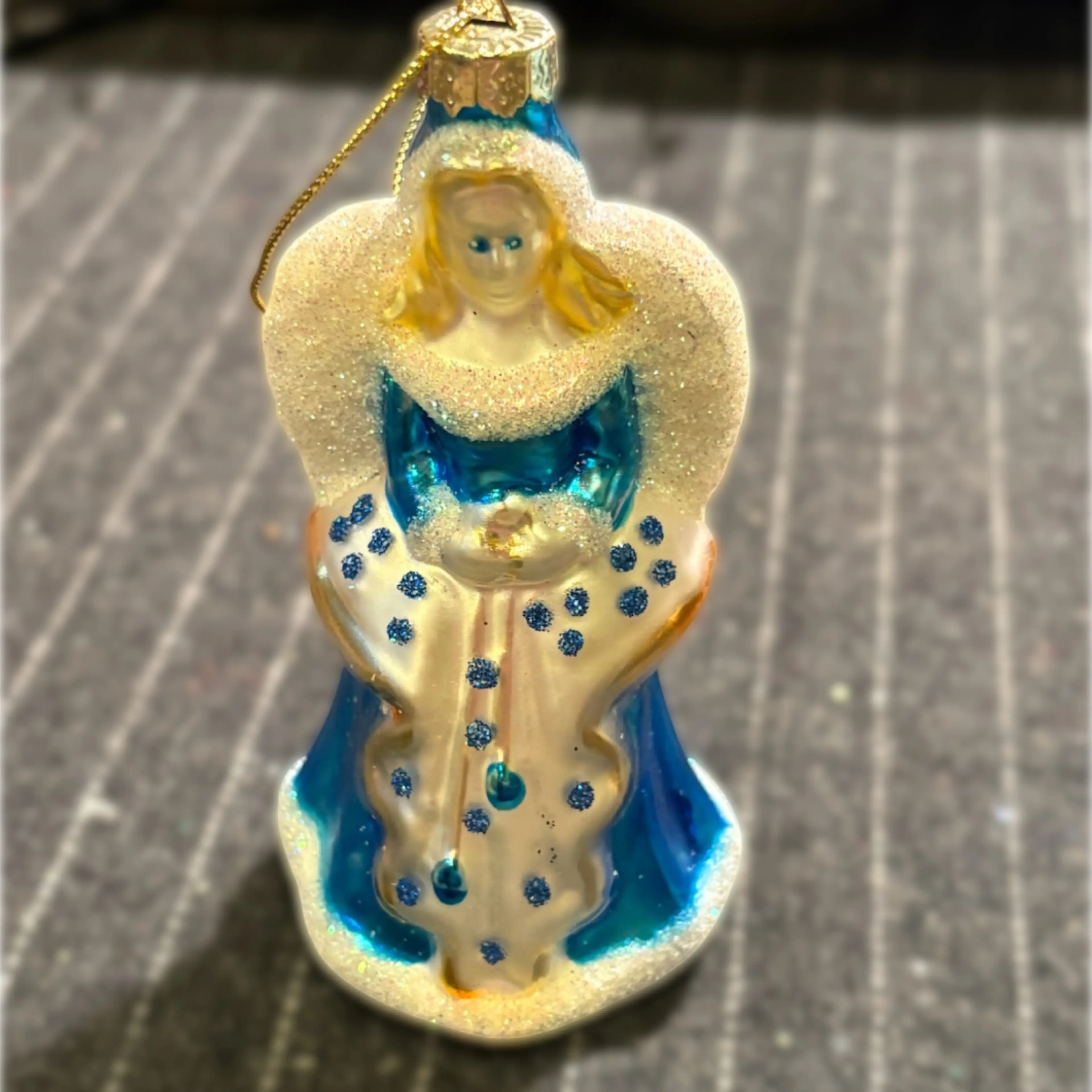 Image 2 of 11