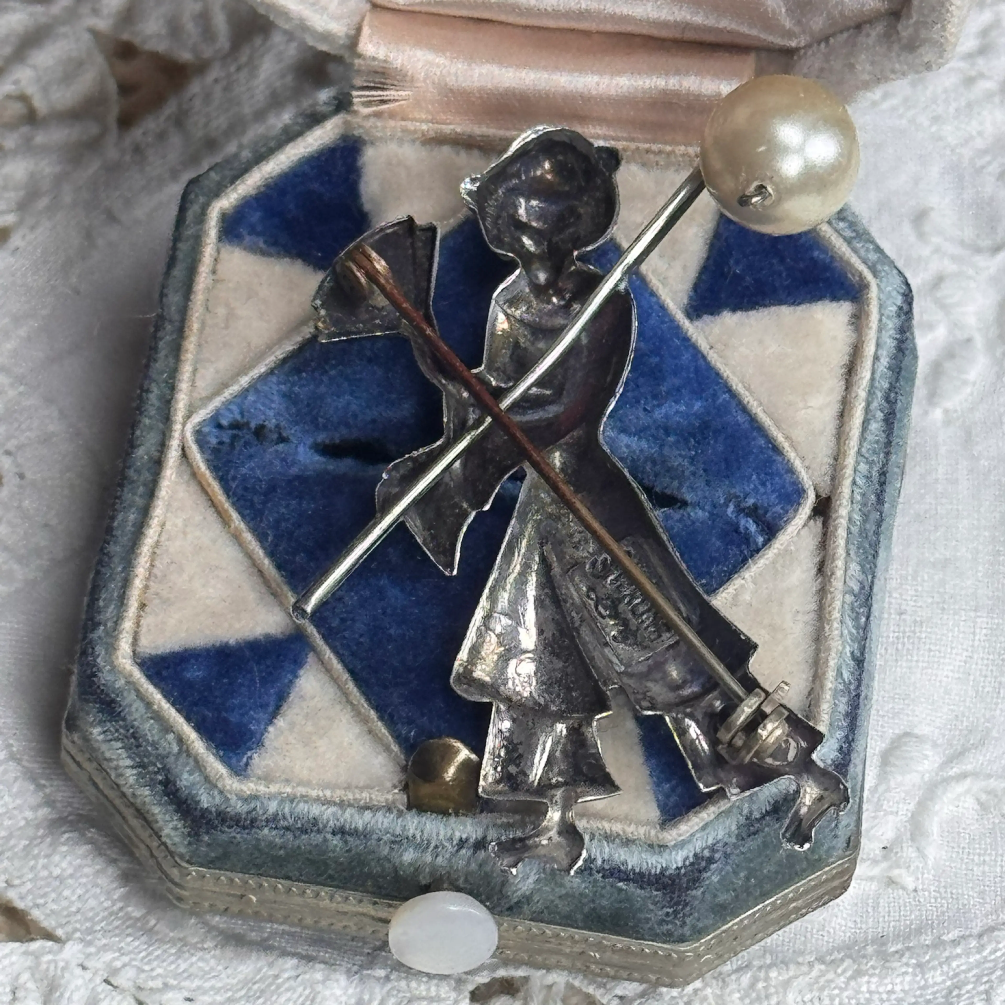 Image 4 of 4