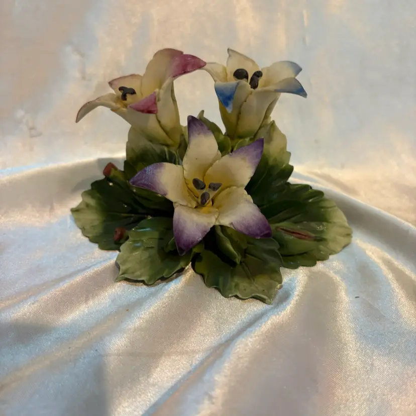 Capodimonte Floral figurine as is, see pic one flower on inside  damage